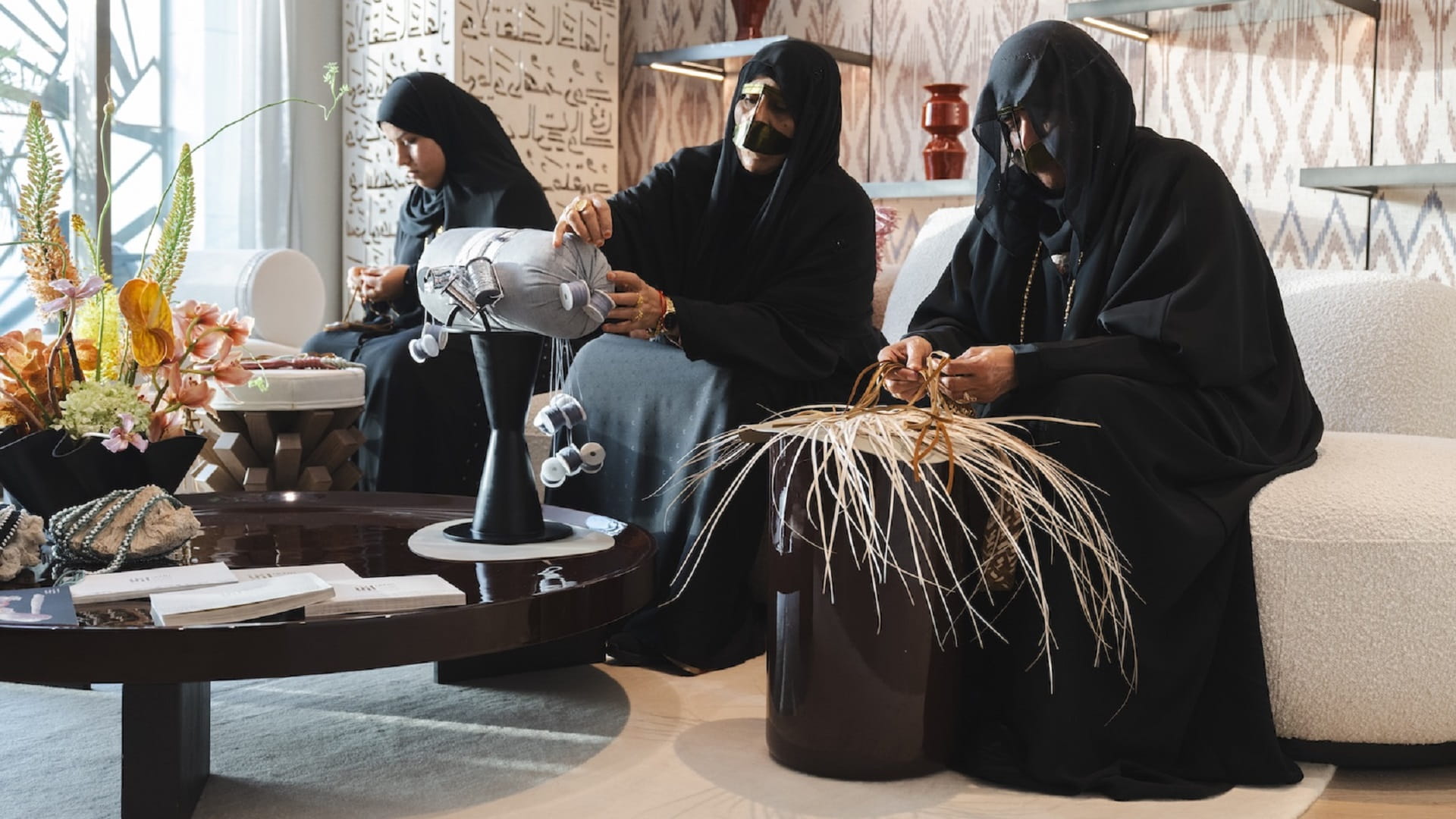 مجلس "إرثي" يحتفي بيوم المرأة الإماراتية بعرضٍ للحرف التراثية 