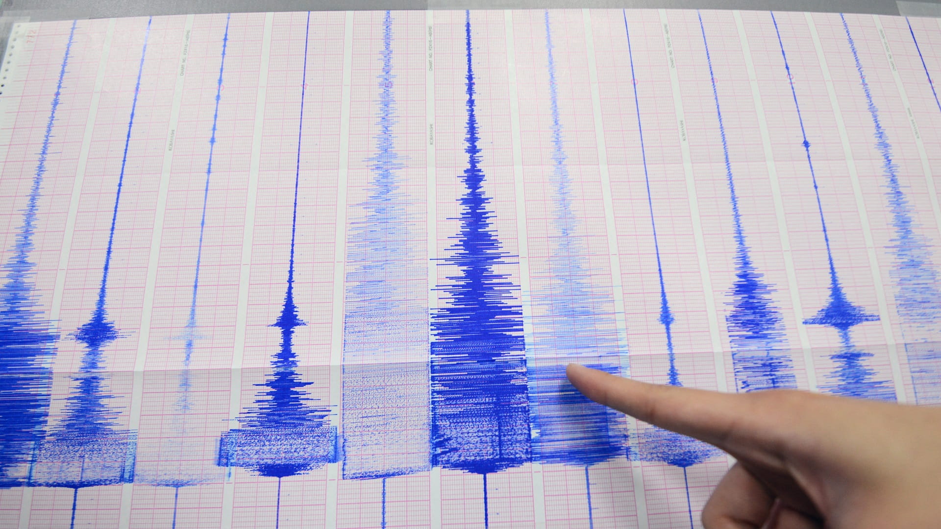 زلزال بقوة 4.7 درجة يضرب مدينة فالمي بولاية نيفادا الأميركية