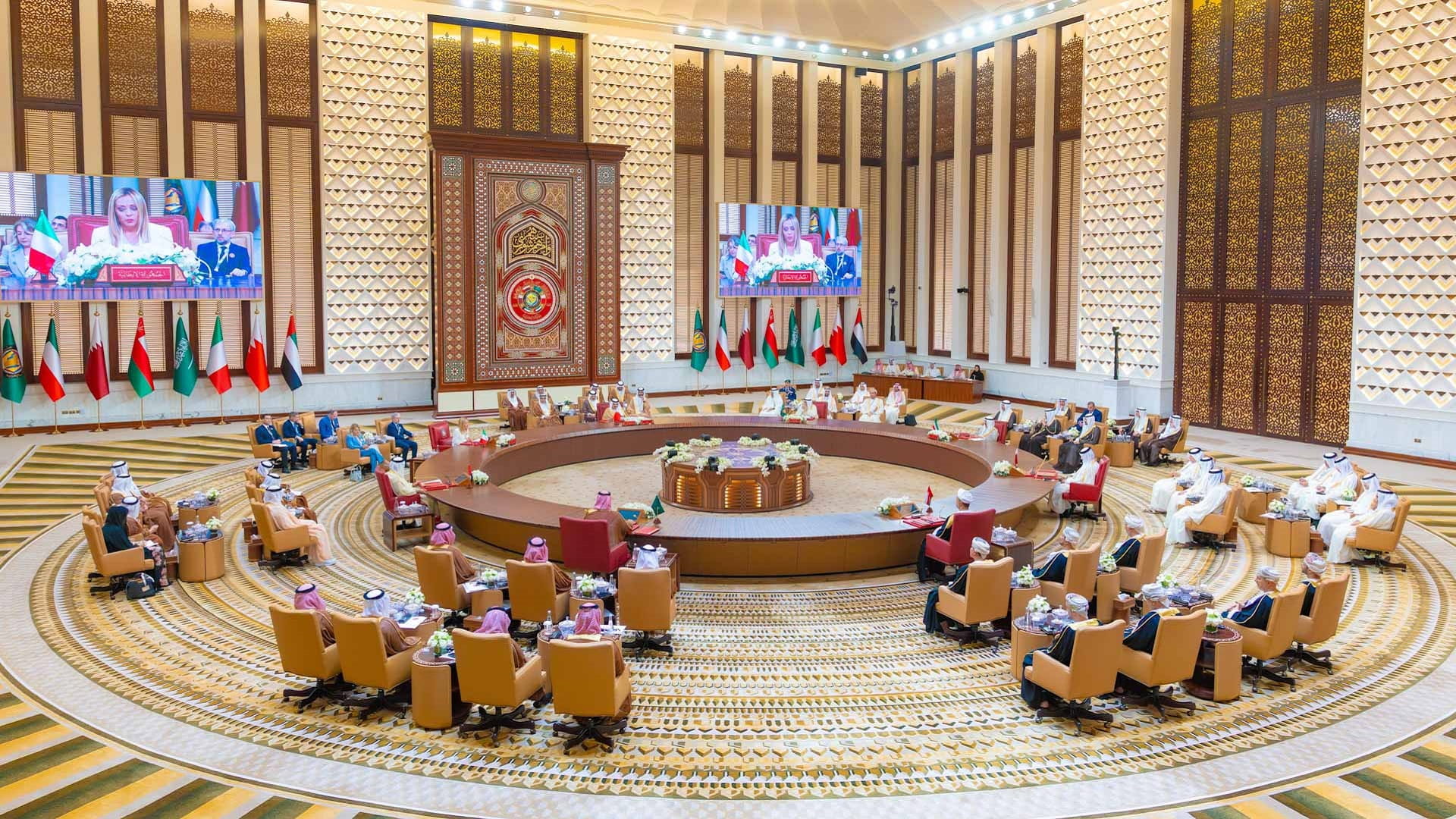 القمة الخليجية الـ 46 تختتم أعمالها في البحرين