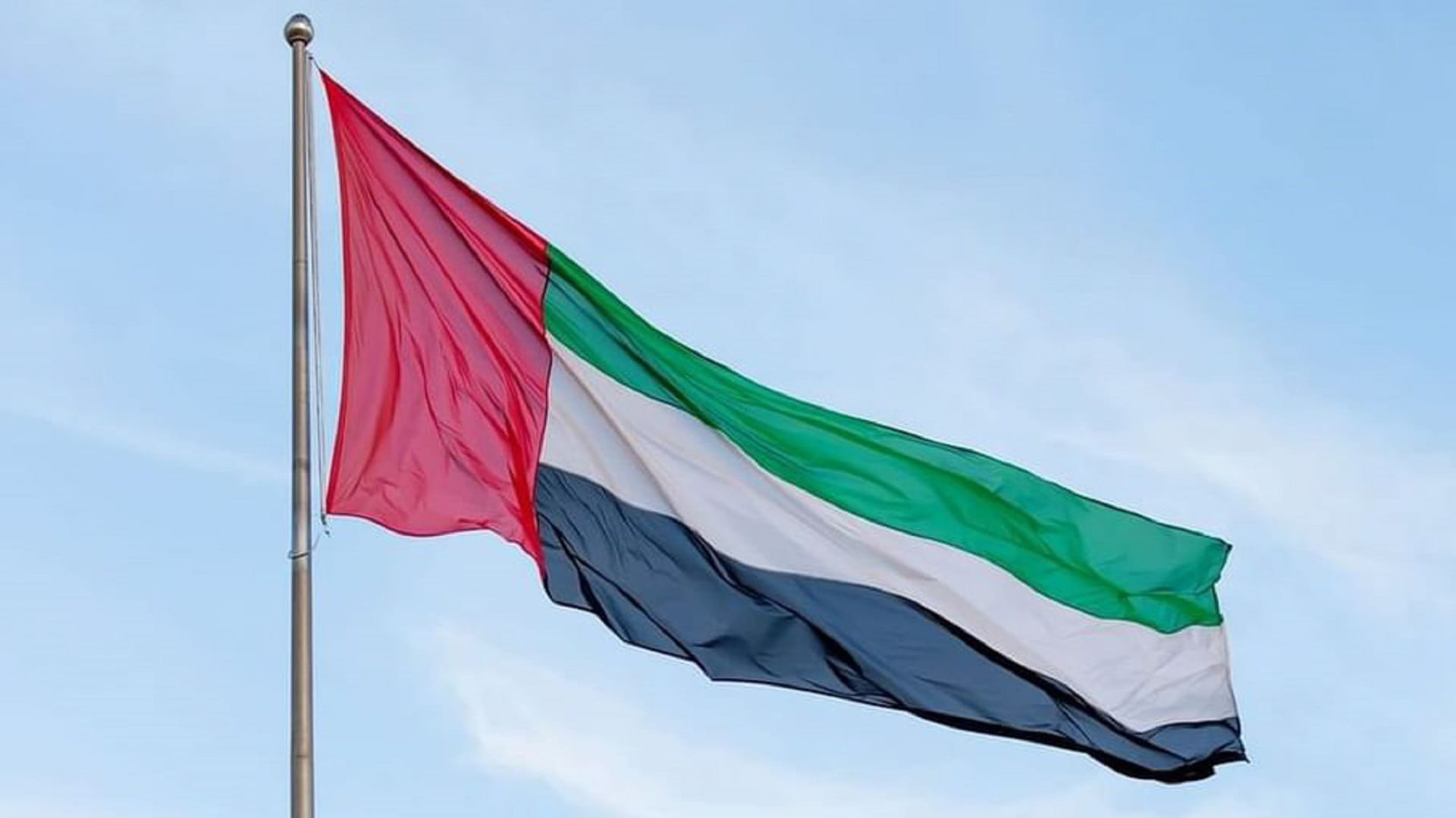 حكام الإمارات يعزون خادم الحرمين الشريفين بوفاة عبد الله بن فهد