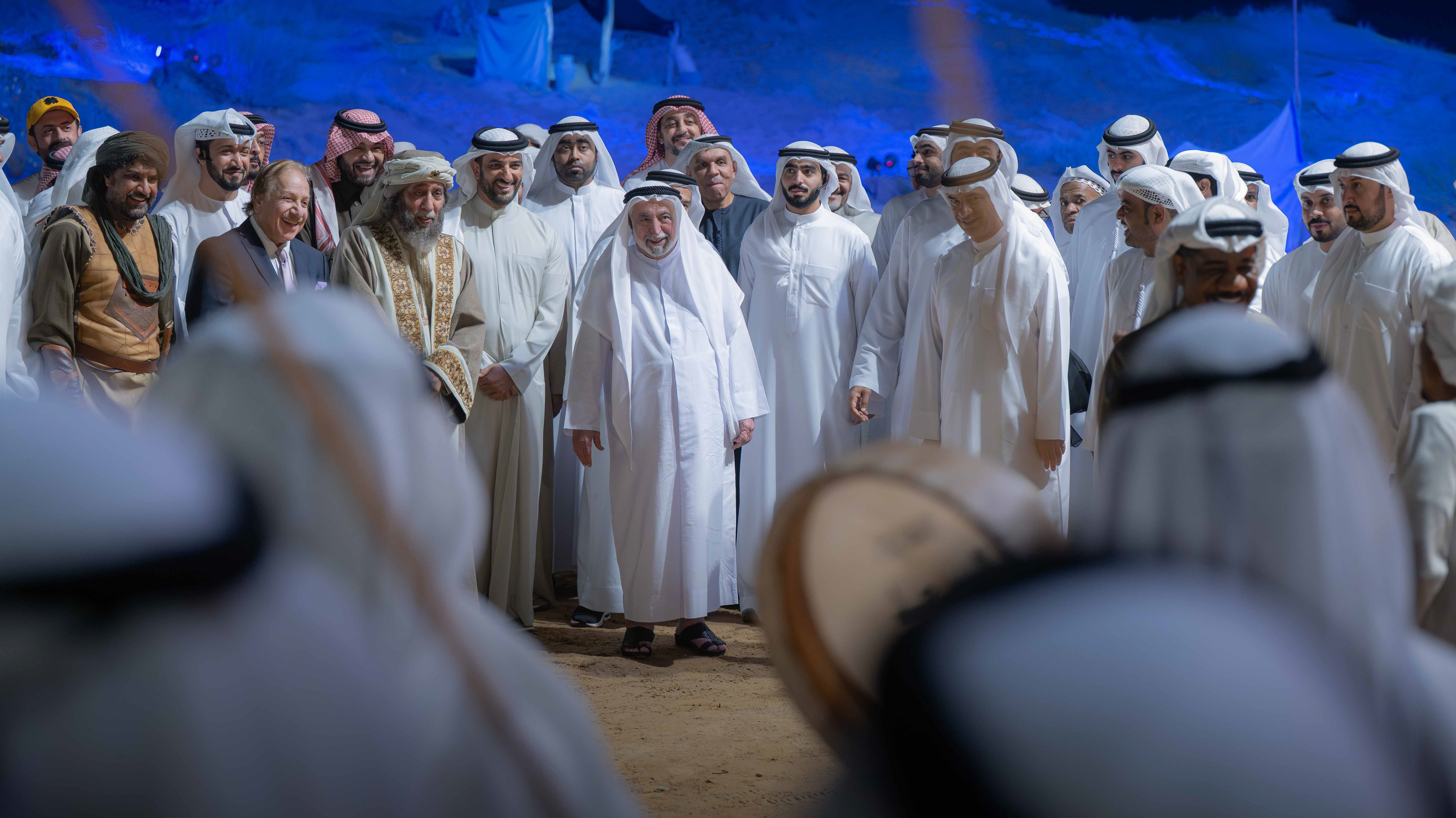 سلطان القاسمي يشهد افتتاح مهرجان الشارقة للمسرح الصحراوي الـ9