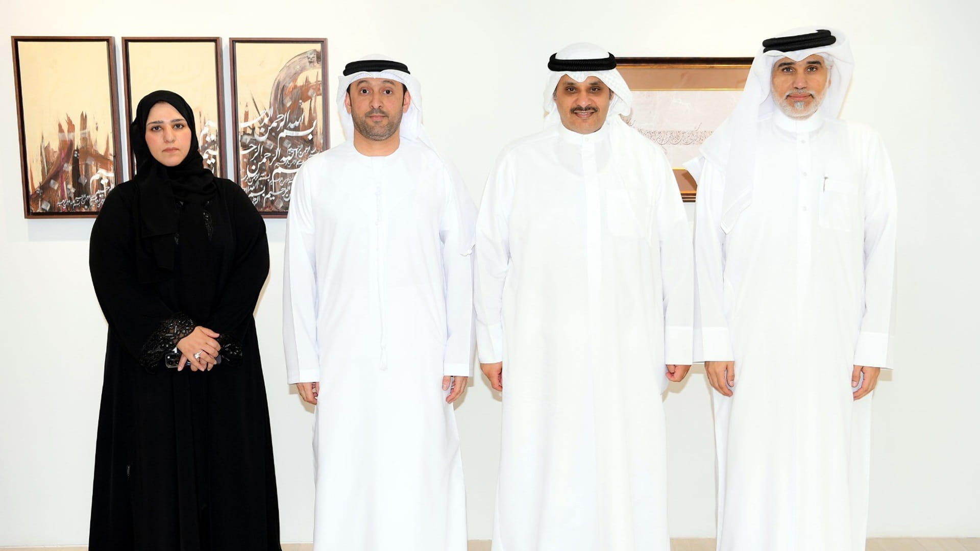 نائب القنصل الكويتي يطّلع على فعاليات مهرجان الفنون الإسلامية 