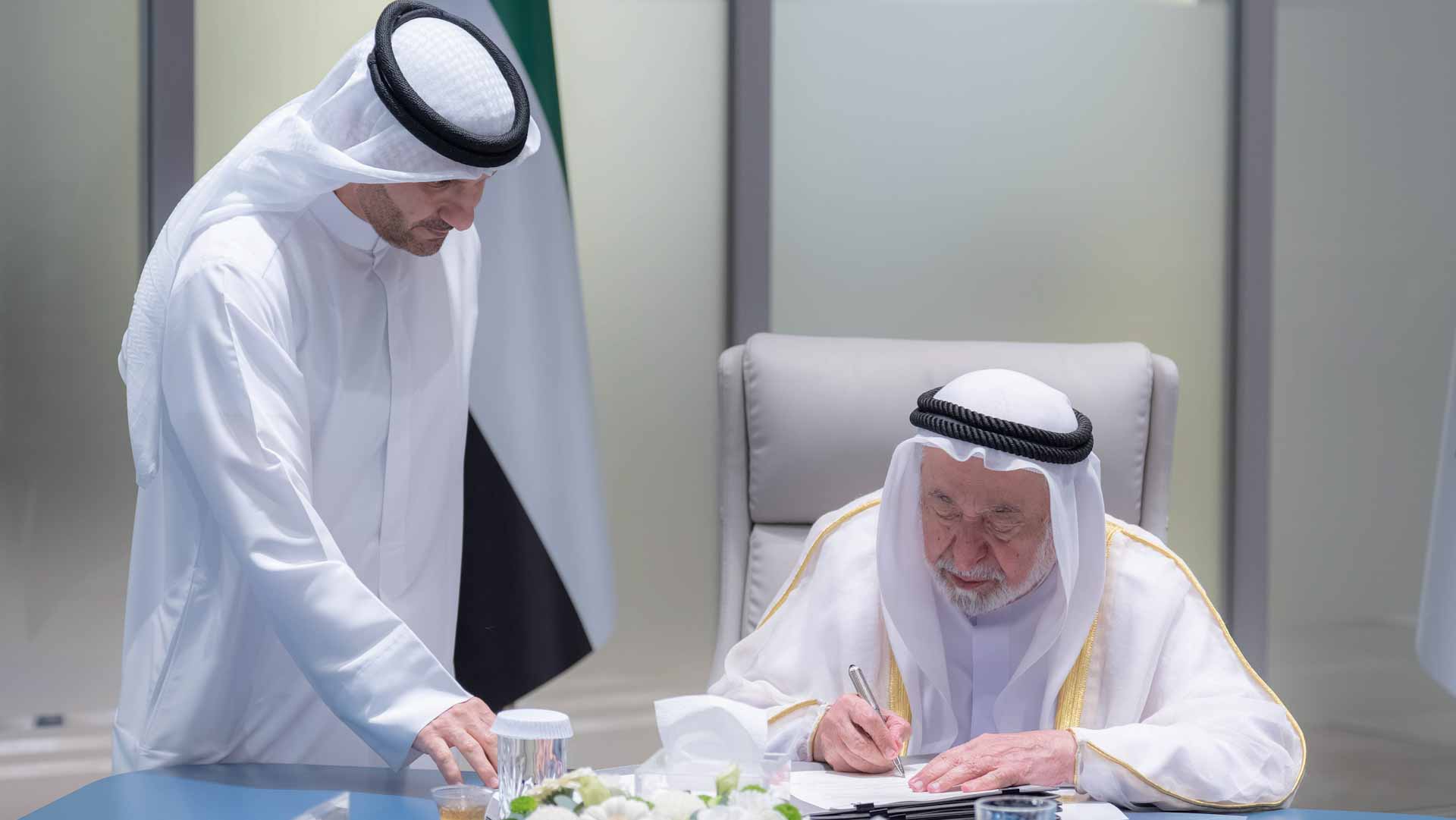 سلطان القاسمي يصدر مرسوماً أميرياً بإنشاء جامعة الفنون في الشارقة 