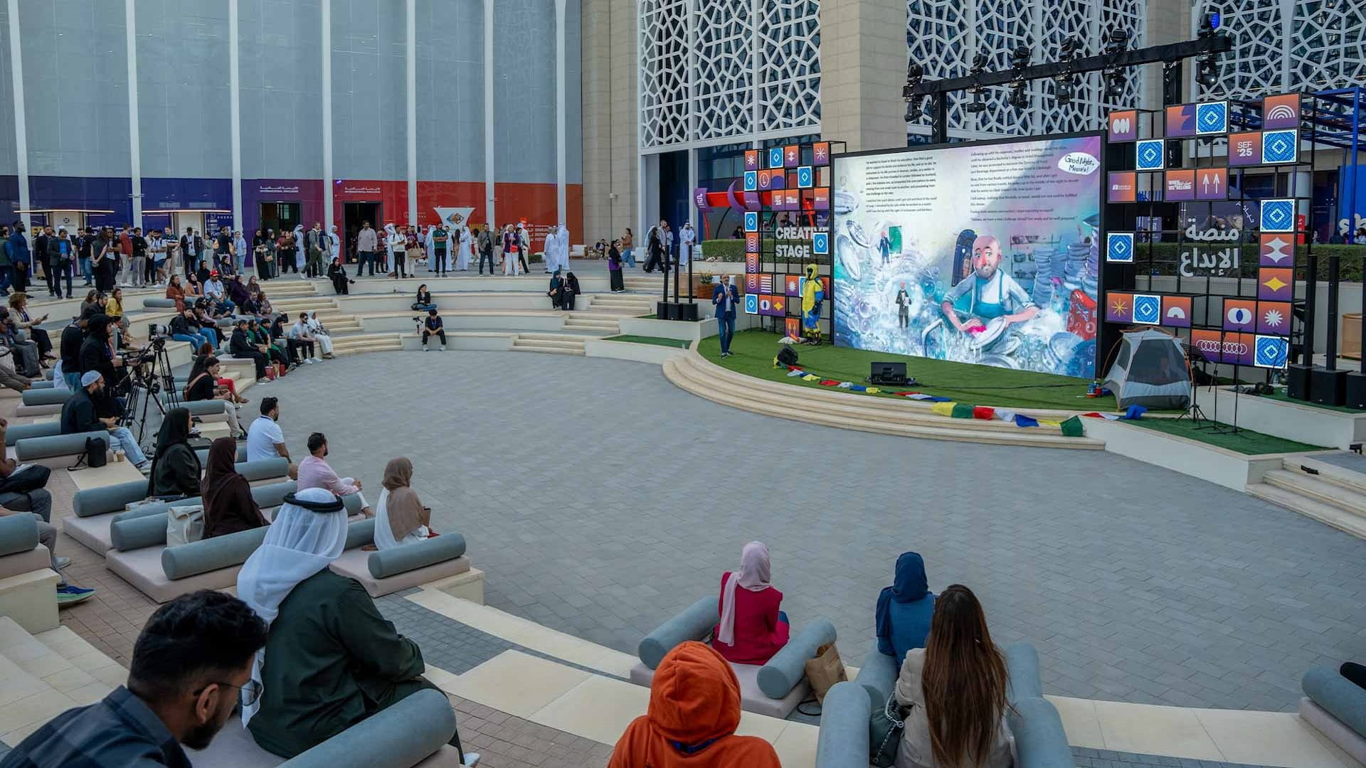 مهرجان الشارقة لريادة الأعمال يقدم تجربة تعليمية لـ 14,000 زائر 