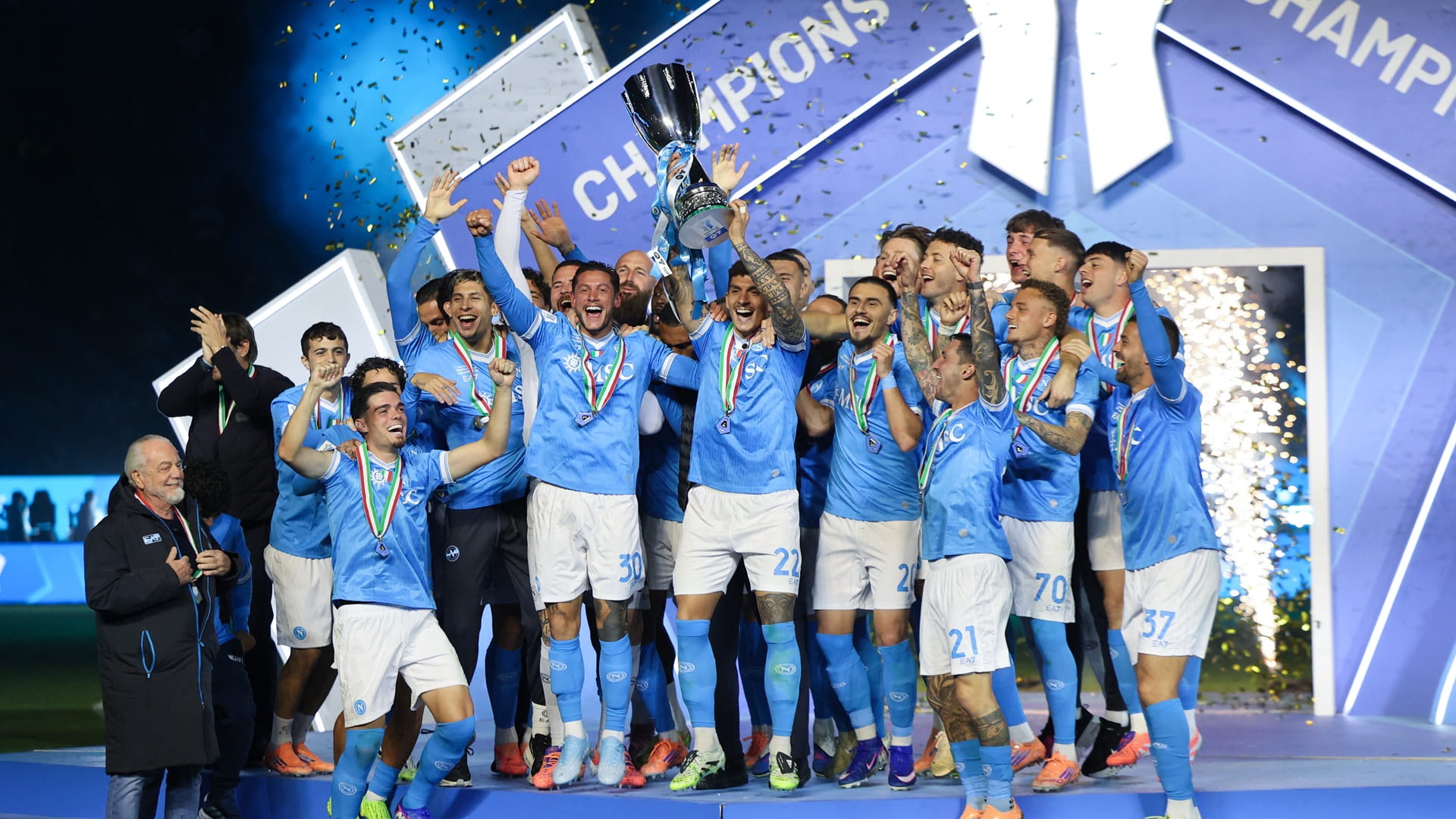 Napoli strikes twice and lifts Italian Super Cup 