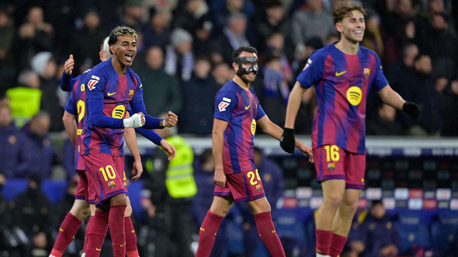 Barcelona extends dominance in La Liga