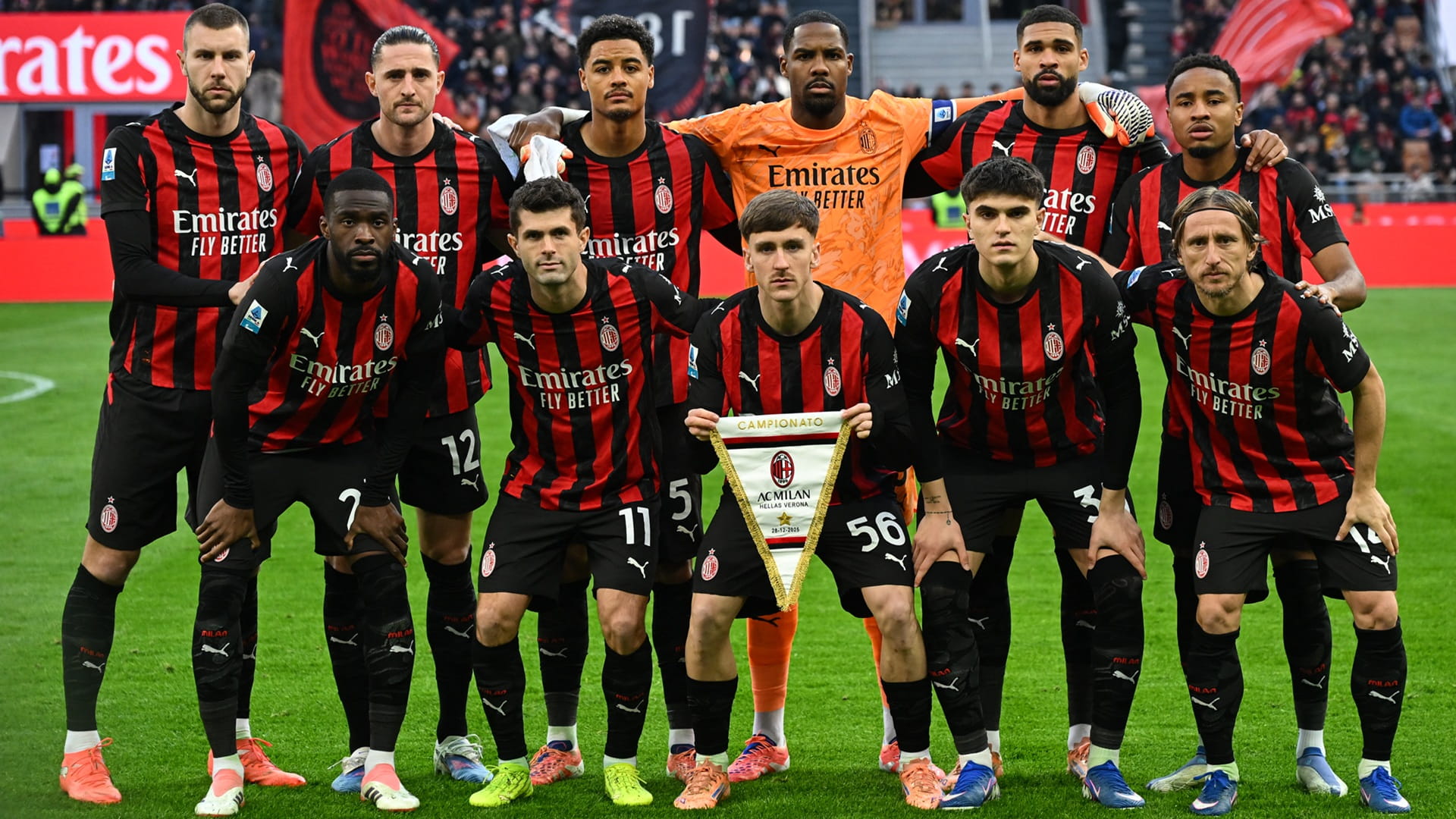 Leão’s strike lifts AC Milan to top of Serie A 
