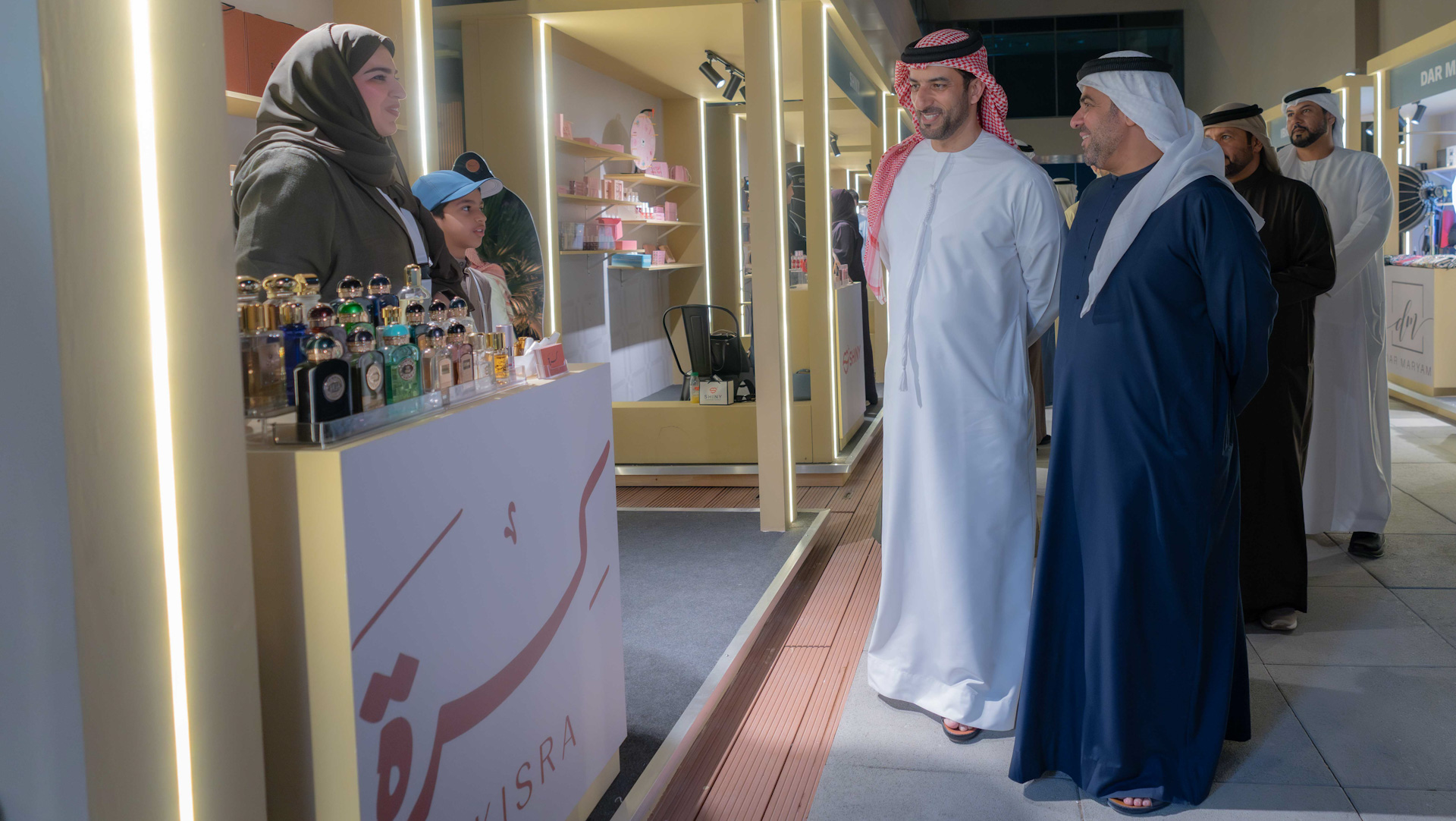 سلطان بن أحمد يفتتح النسخة الثالثة من مهرجان "شمس" للإبداع