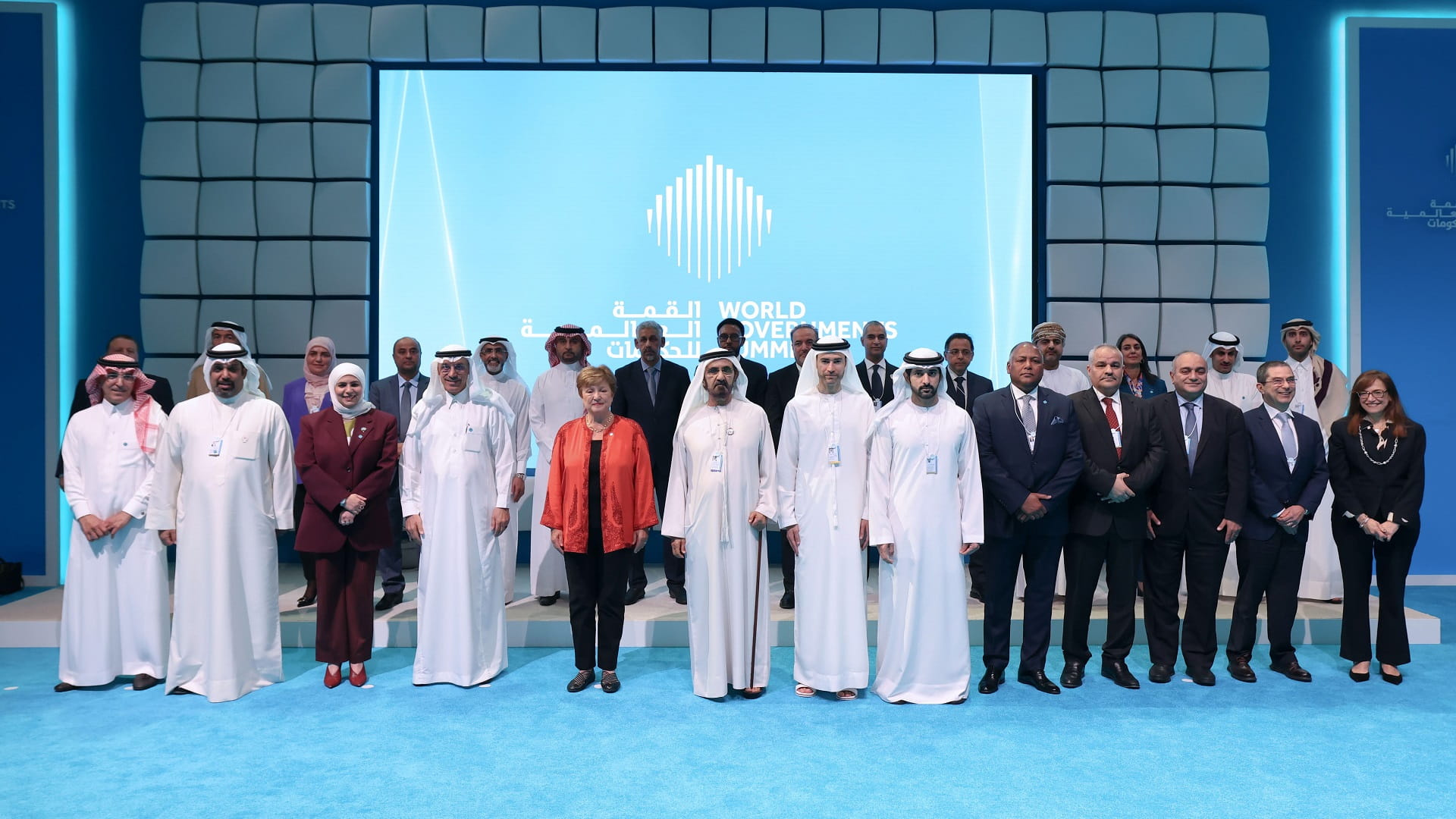 Mohammed bin Rashid meets Arab Finance Ministers at Fiscal Forum 