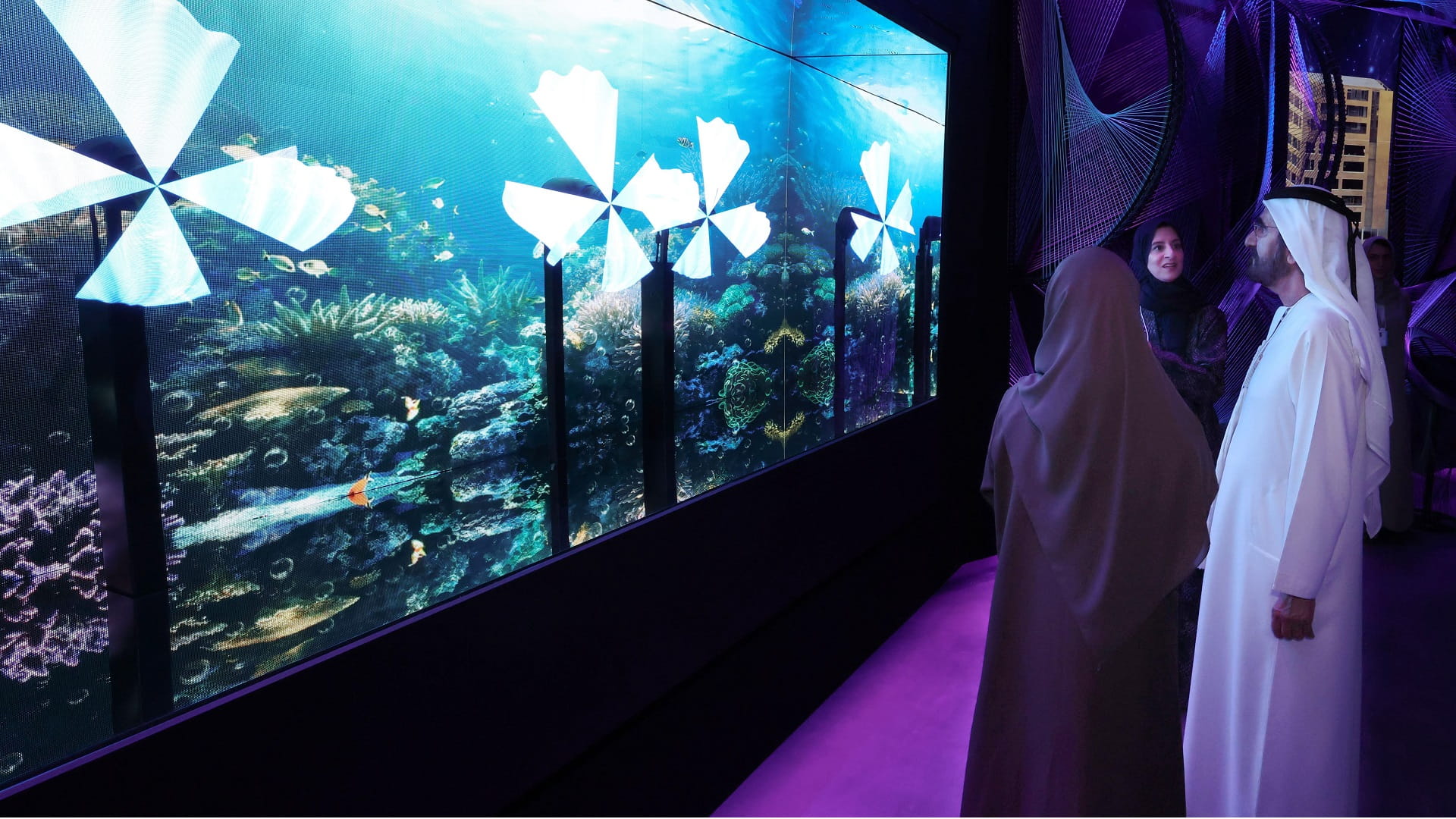 Mohammed bin Rashid visits top govt. innovation exhibit at WGS 