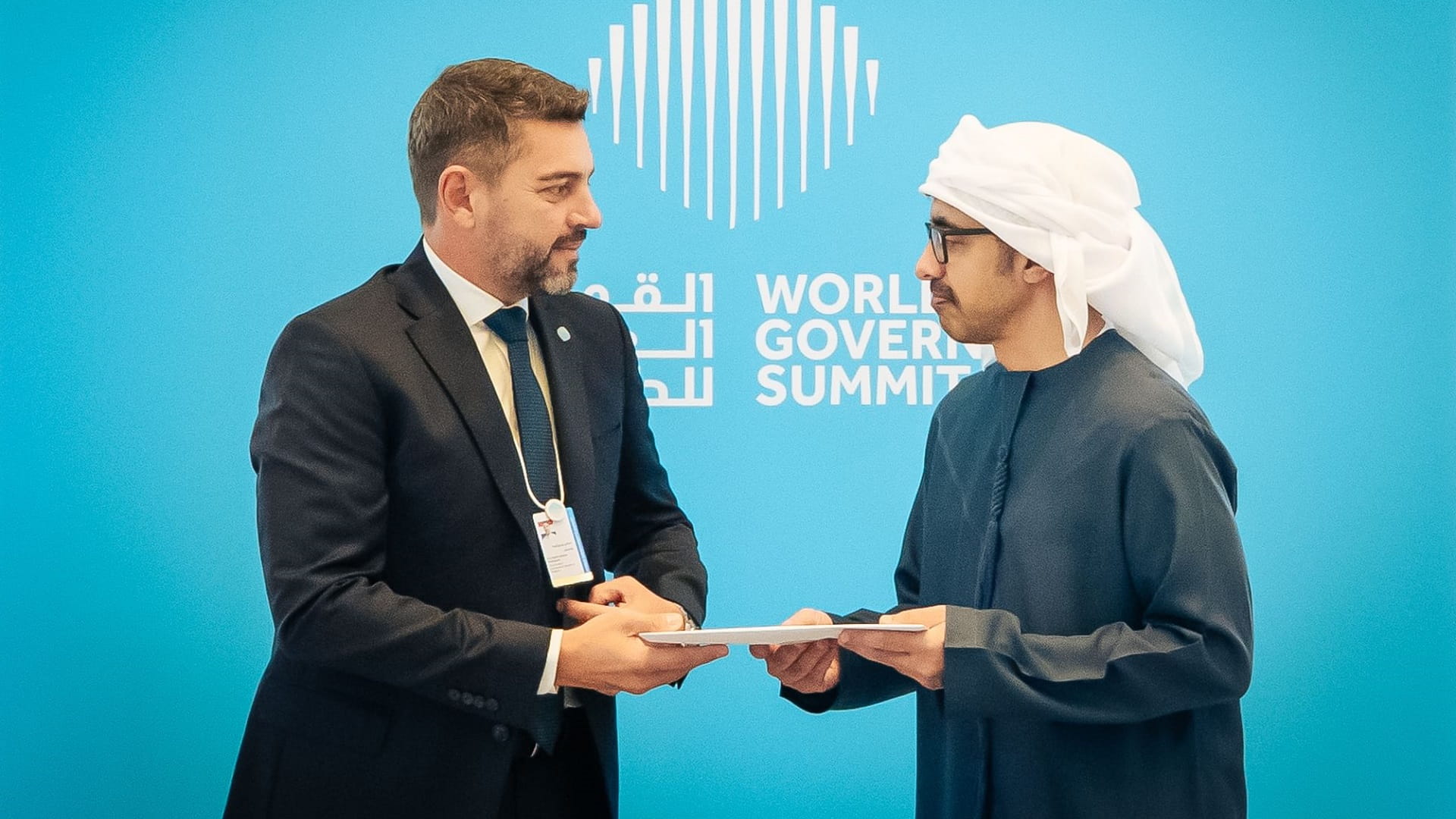 UAE President receives written message from Paraguay President 