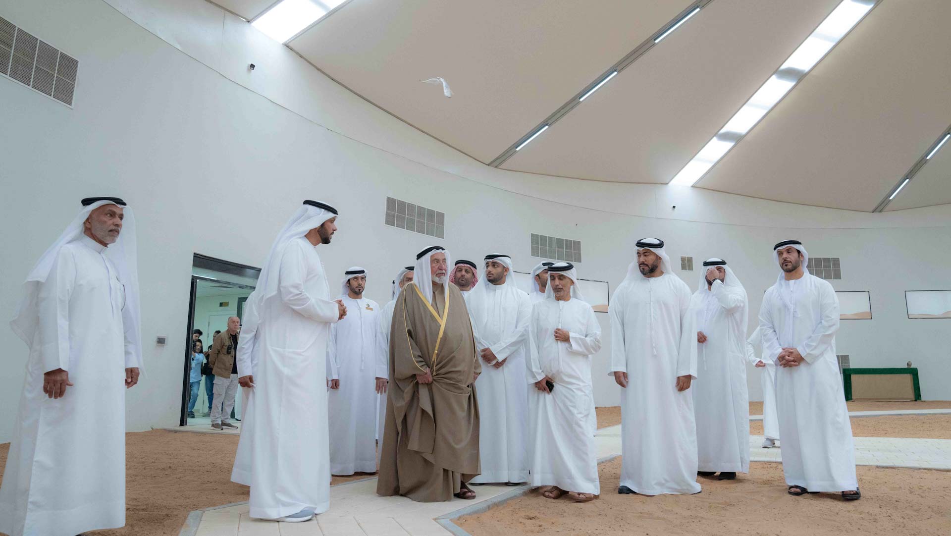 Sultan Al Qasimi inaugurates Sharjah Falconers Club 7