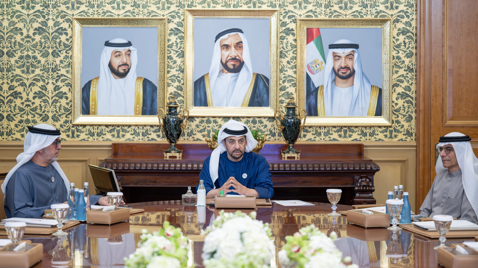 حمدان بن زايد: الهلال الأحمر أكثر عطاءً وتميزاً في عام المجتمع