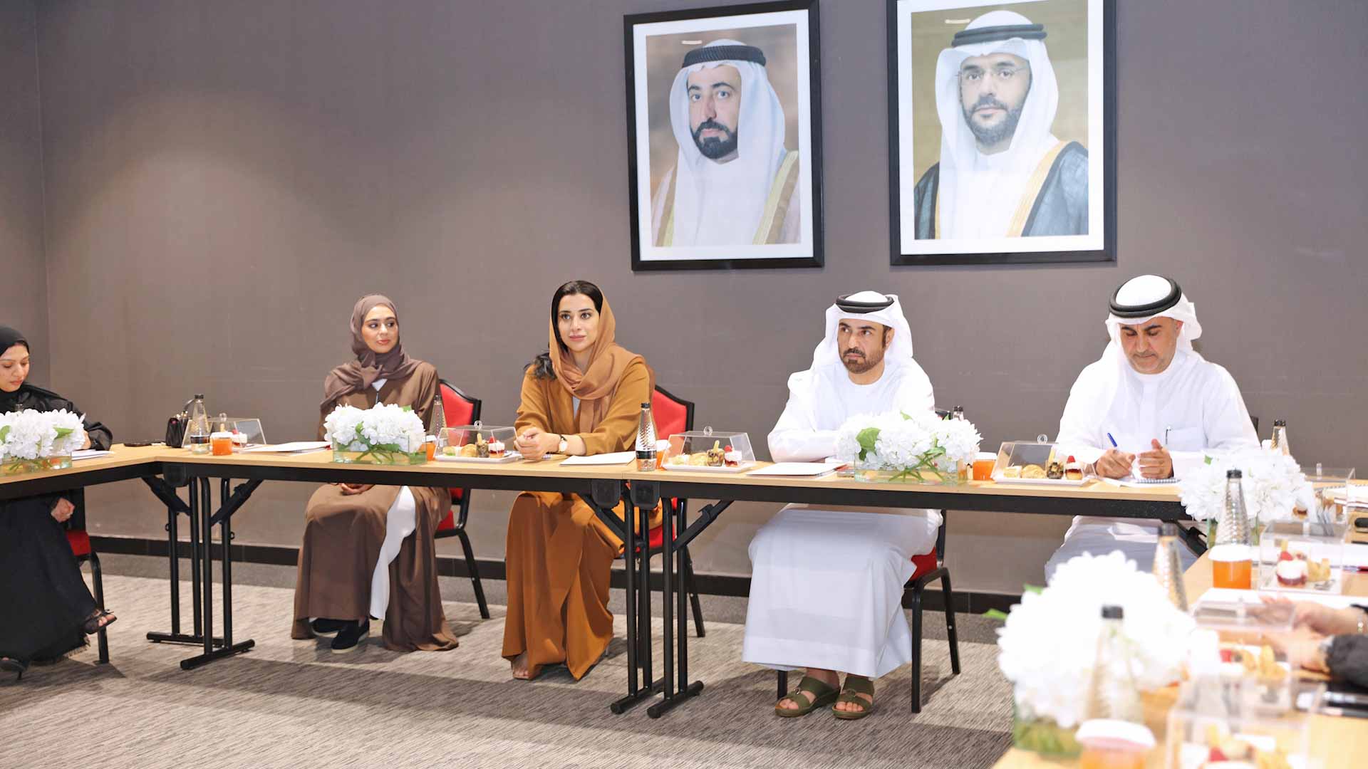 لجنة "الاستشاري" تطلع على مشاريع دائرة الأشغال العامة في الشارقة 