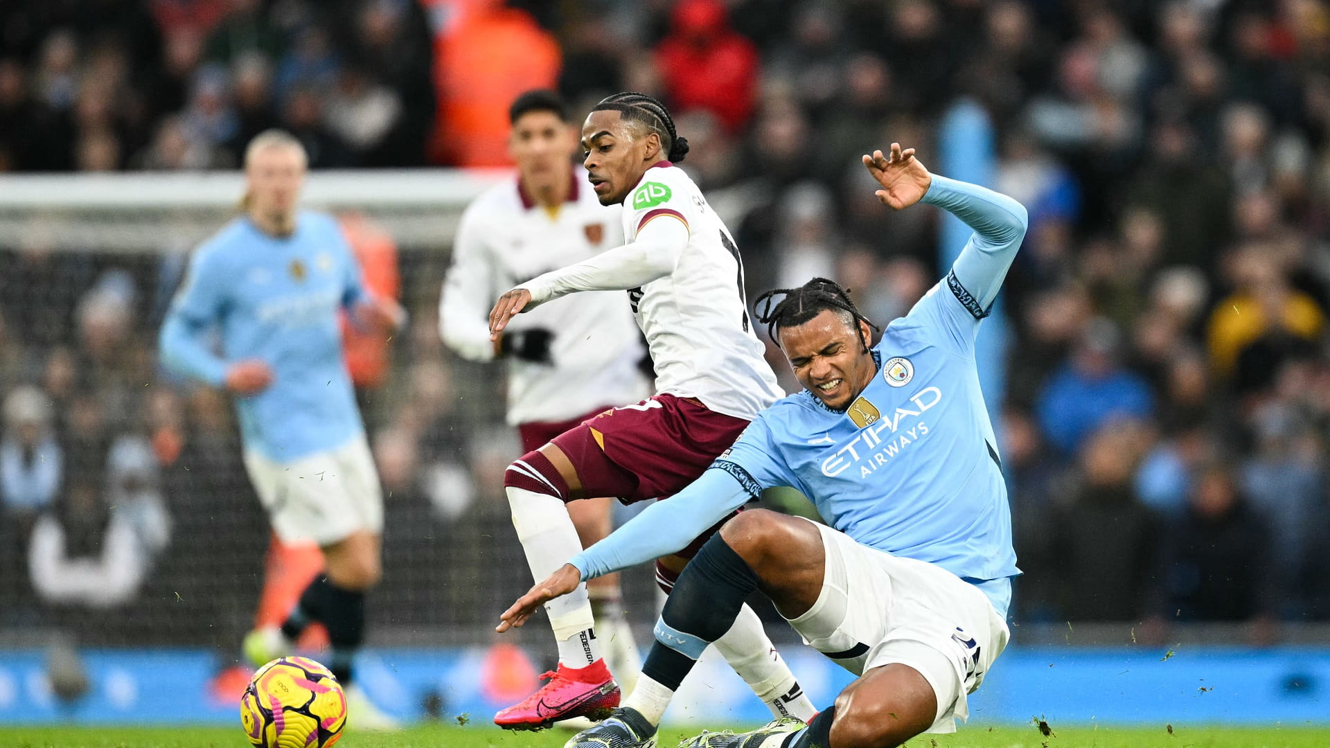 Manchester City crush West Ham United 4-1 for back-to-back wins 