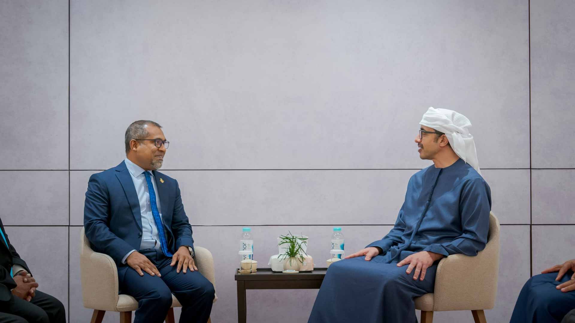 Abdullah bin Zayed strengthens relations with FM of Maldives 