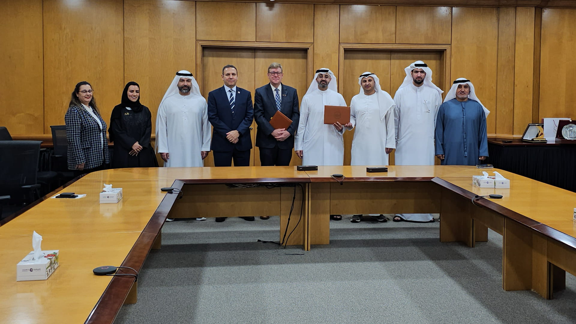 Sharjah Marine Sports signs a MoU with AUS