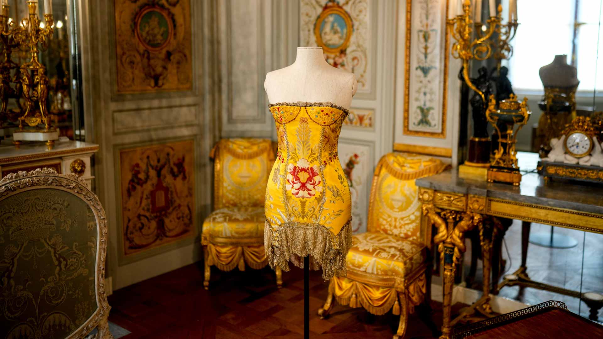 Louvre Museum opens first fashion exhibition 