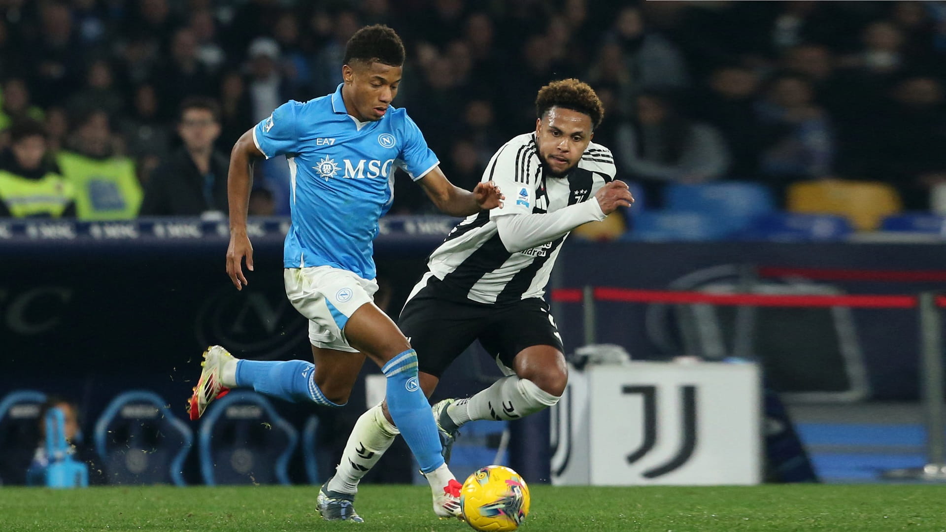 Napoli defeats Juventus at Italian League 