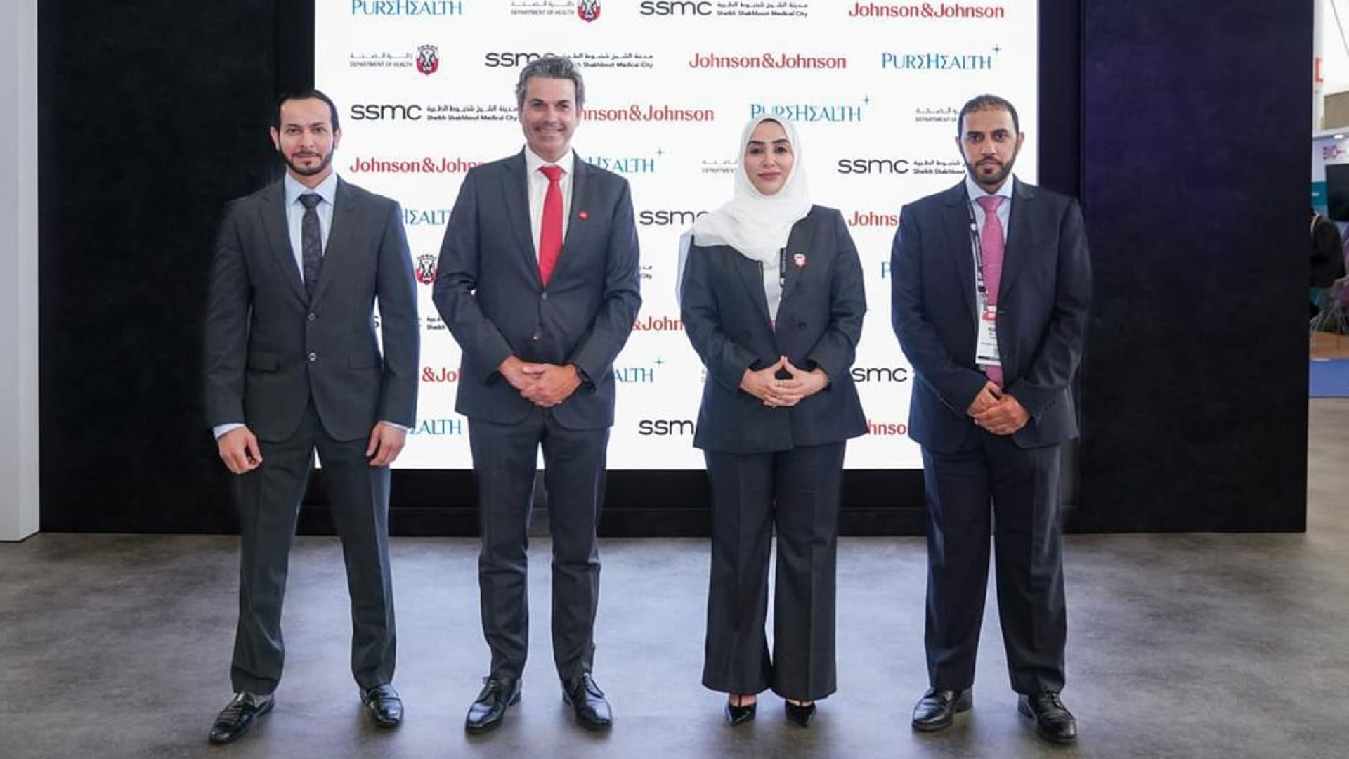 أبوظبي تضيء طريق الأمل: اعتماد وتوفير دواء تريمفيا المبتكر لعلاج التهاب الأمعاء