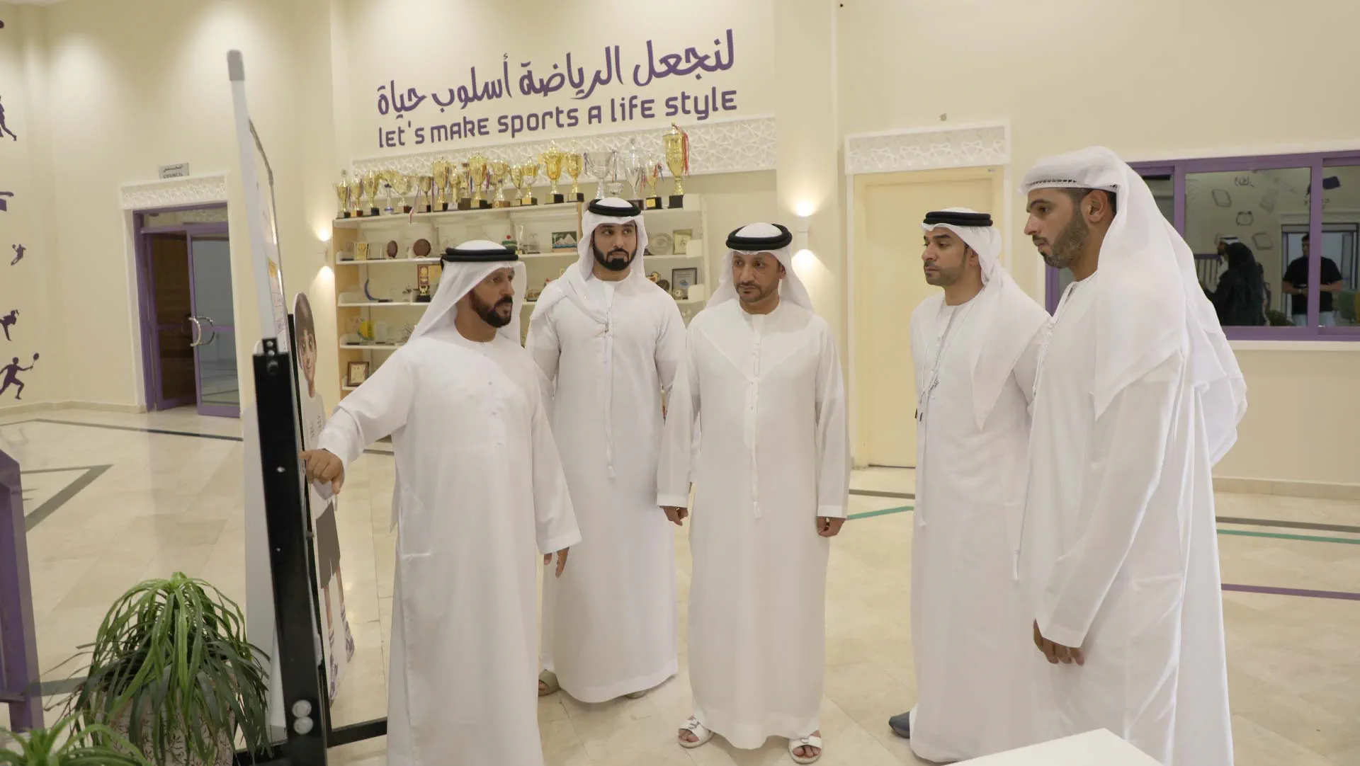 Al Dhaid Club receives SSC delegation and reviews summer programmes 