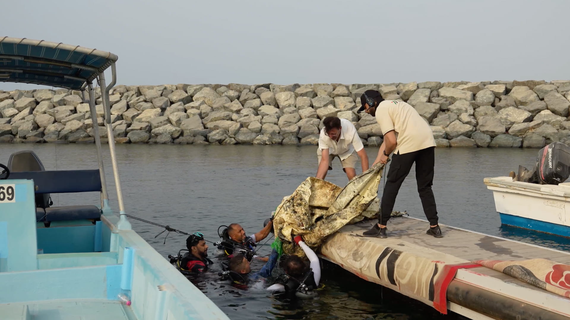 SFRA organises cleaning campaign at Dibba Al Hisn port