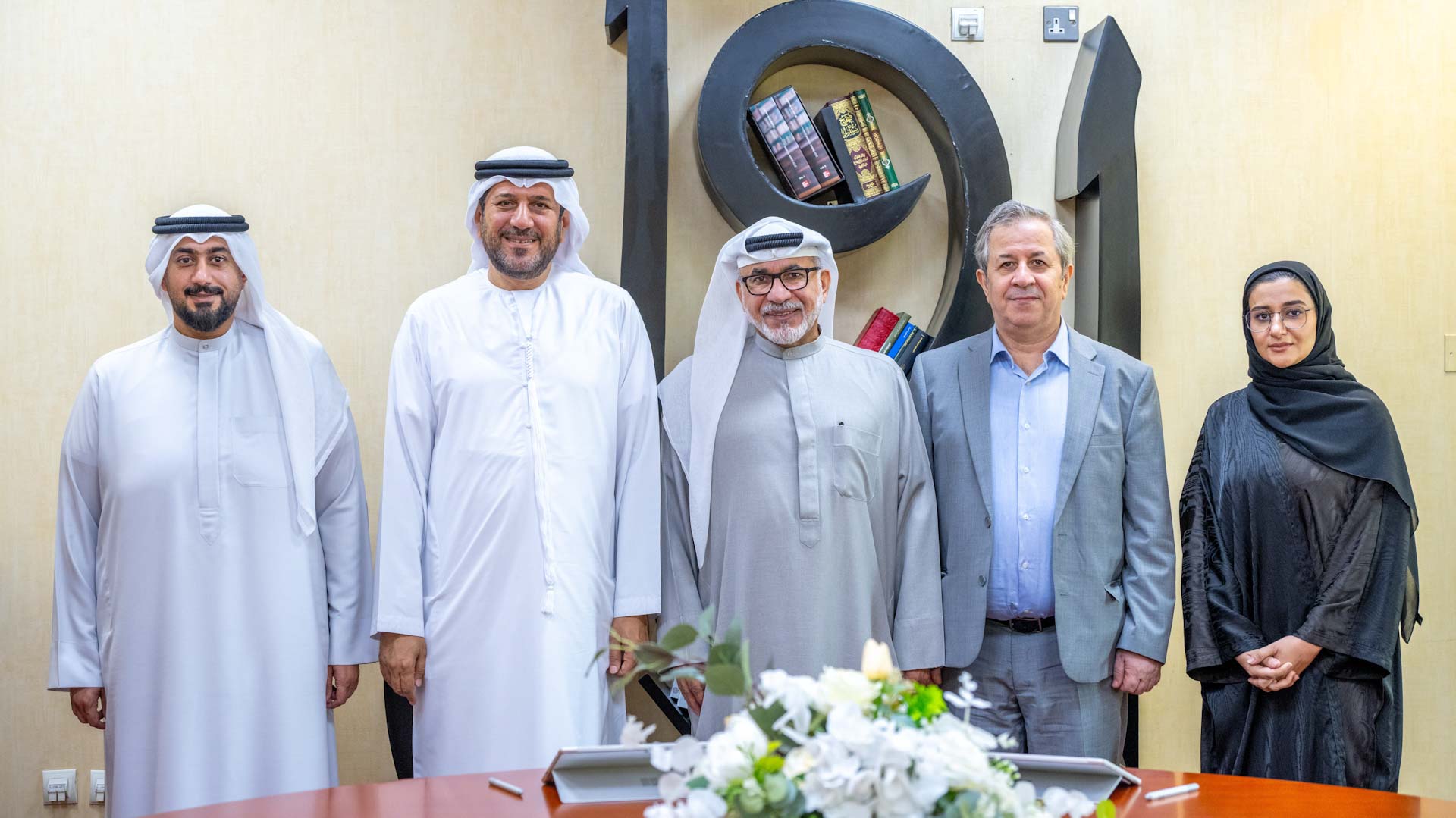 UOS, Sultan Bin Ali Al Owais Cultural Foundation sign agreement