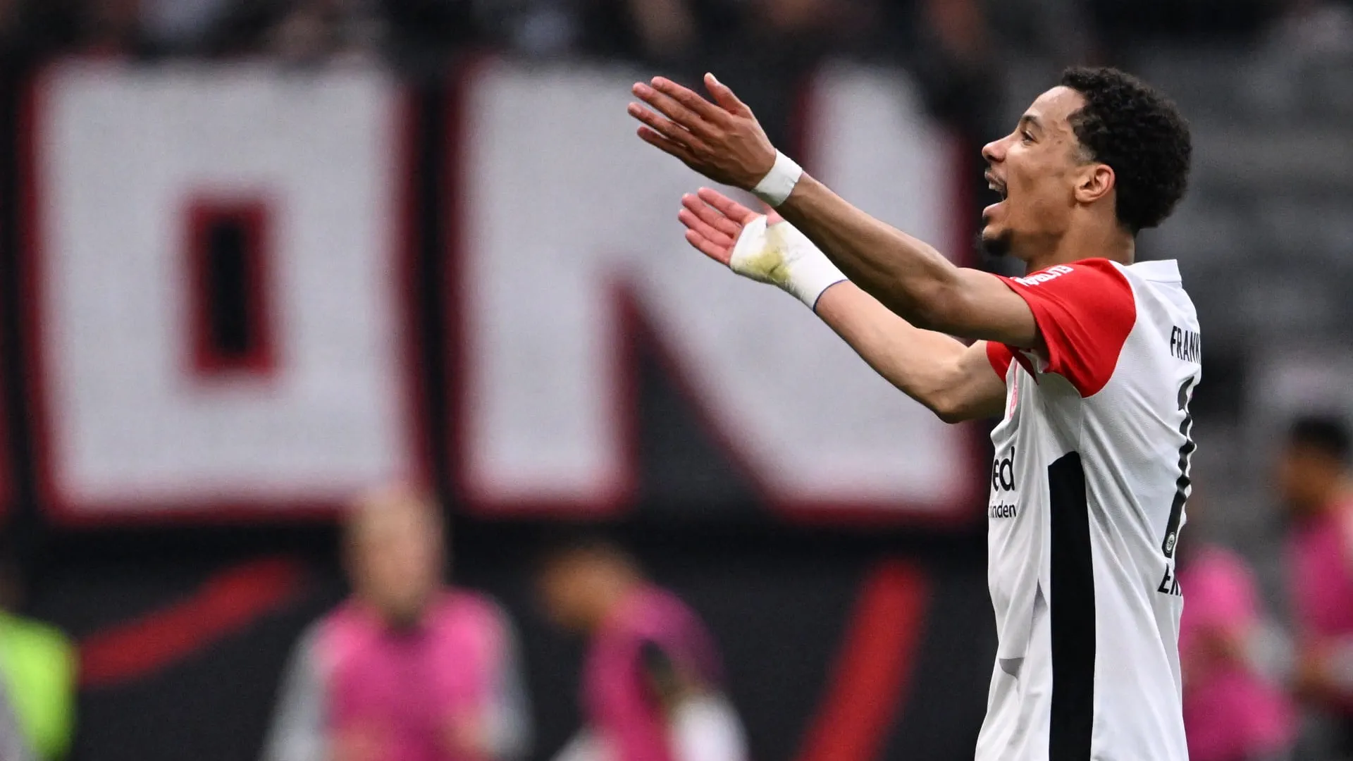 Liverpool signs Hugo Ekitike from Eintracht Frankfurt