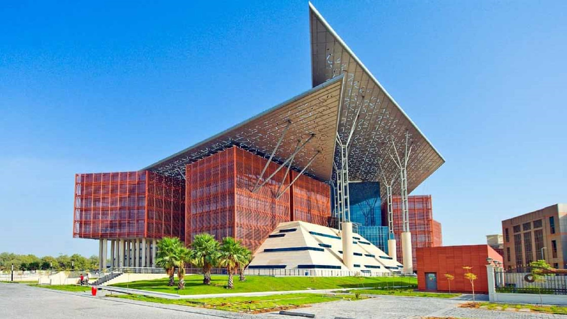Abu Dhabi court jails man 10 years for child assault