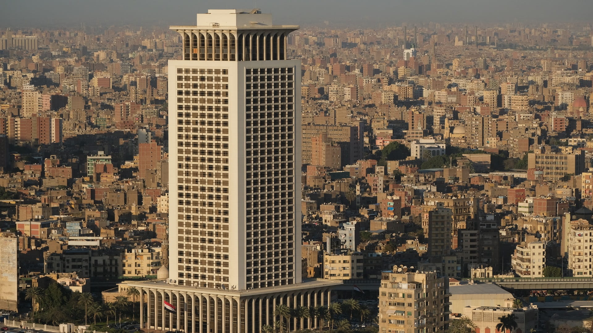 مصر ترحب بعزم فرنسا الاعتراف بالدولة الفلسطينية 