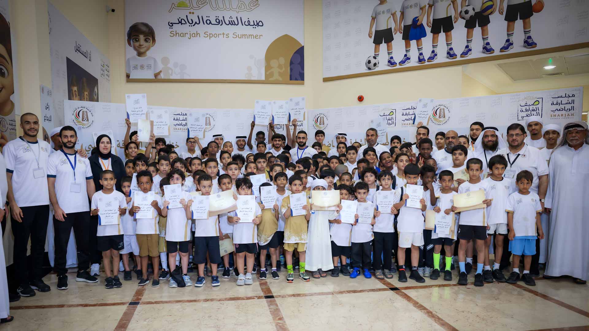 نادي مليحة يختتم برنامجه الصيفي "عطلتنا غير" بتكريم الفائزين 