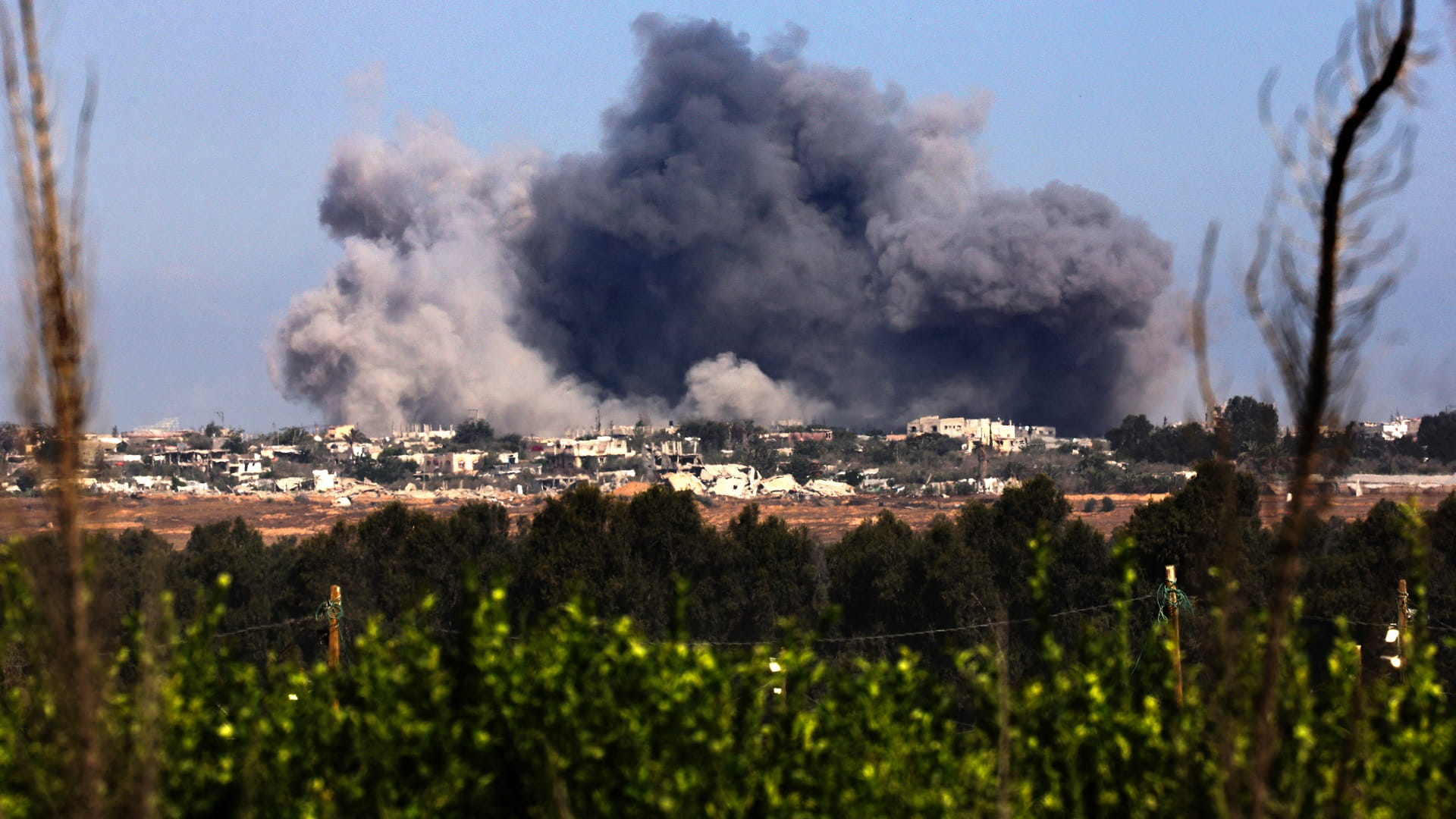 Gaza: 38 killed in Israeli attacks Friday 