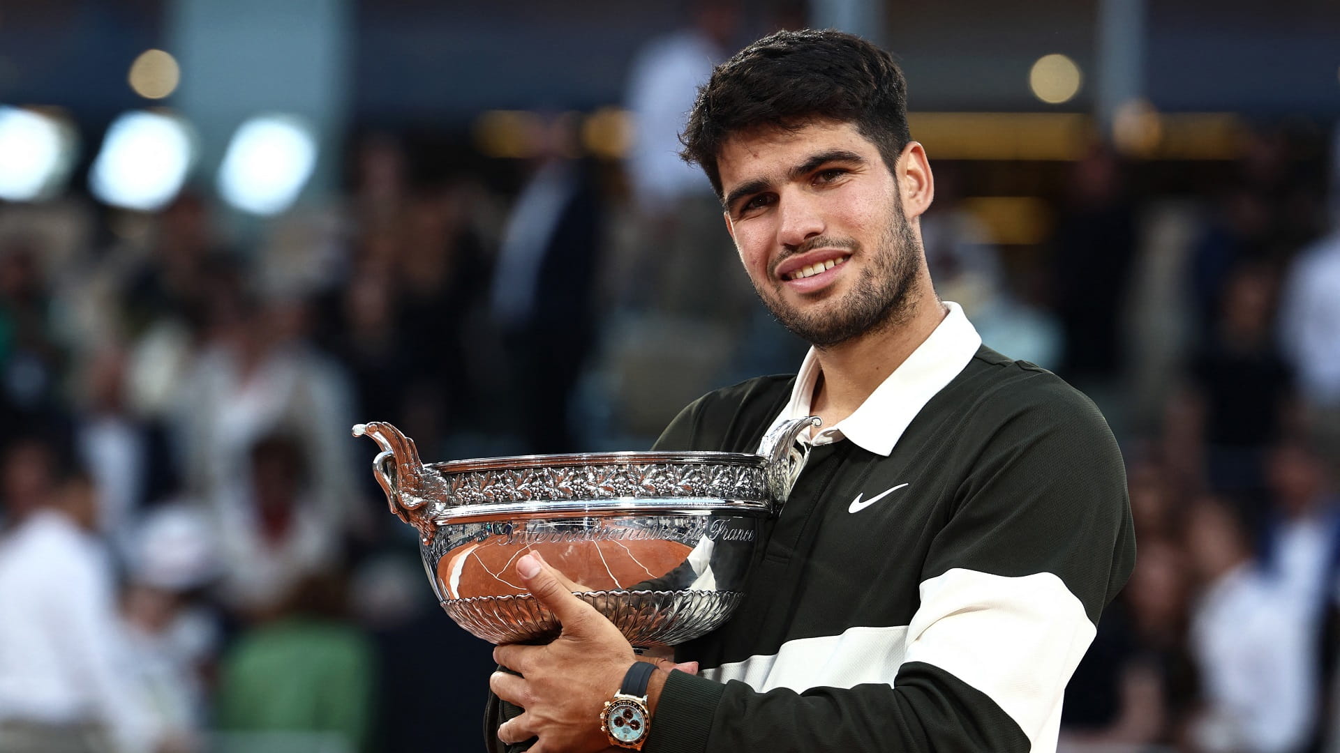 Alcaraz outlasts Sinner in epic French Open final 