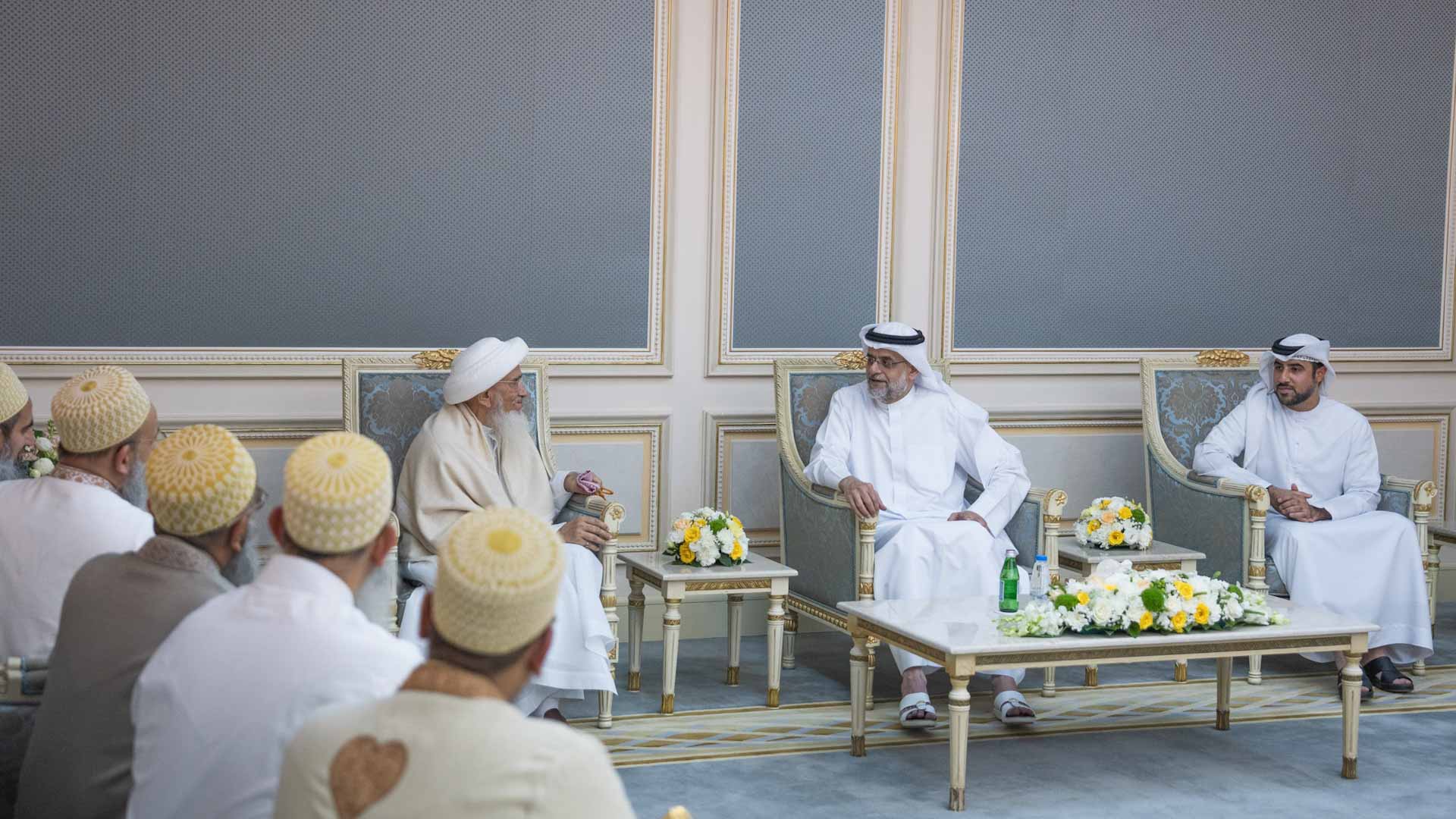 ولي عهد الشارقة يستقبل سلطان طائفة البُهرة 
