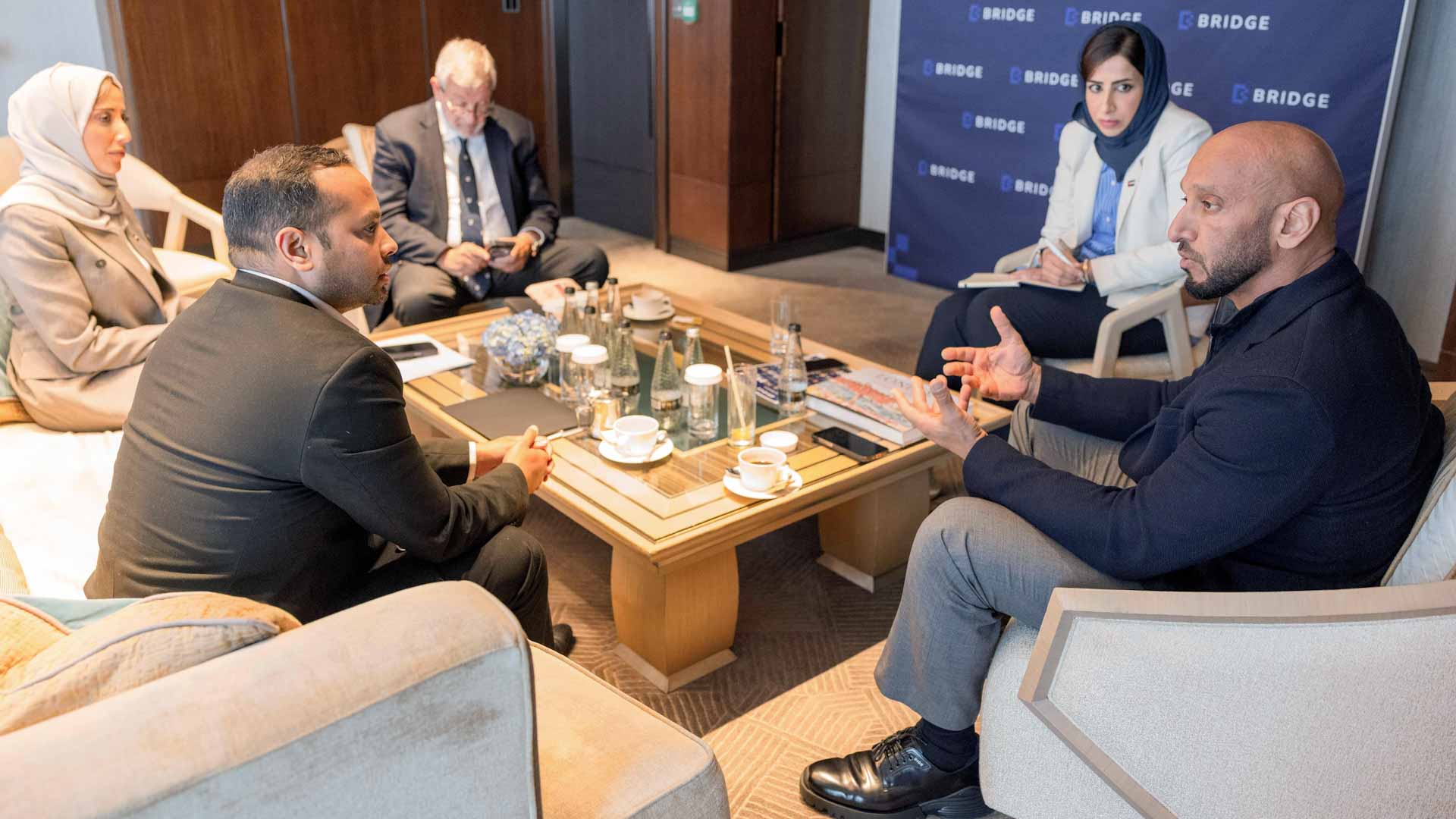 عبد الله آل حامد يعقد لقاءات إعلامية رفيعة المستوى في لندن 