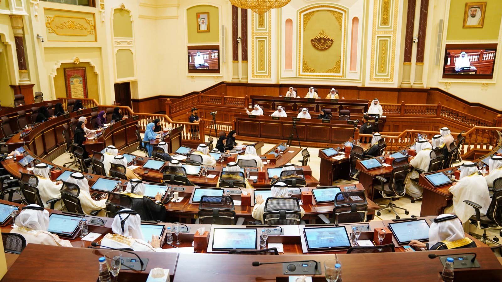 "استشاري الشارقة" يجيز مشروع قانون تنظيم الرسوم القضائية