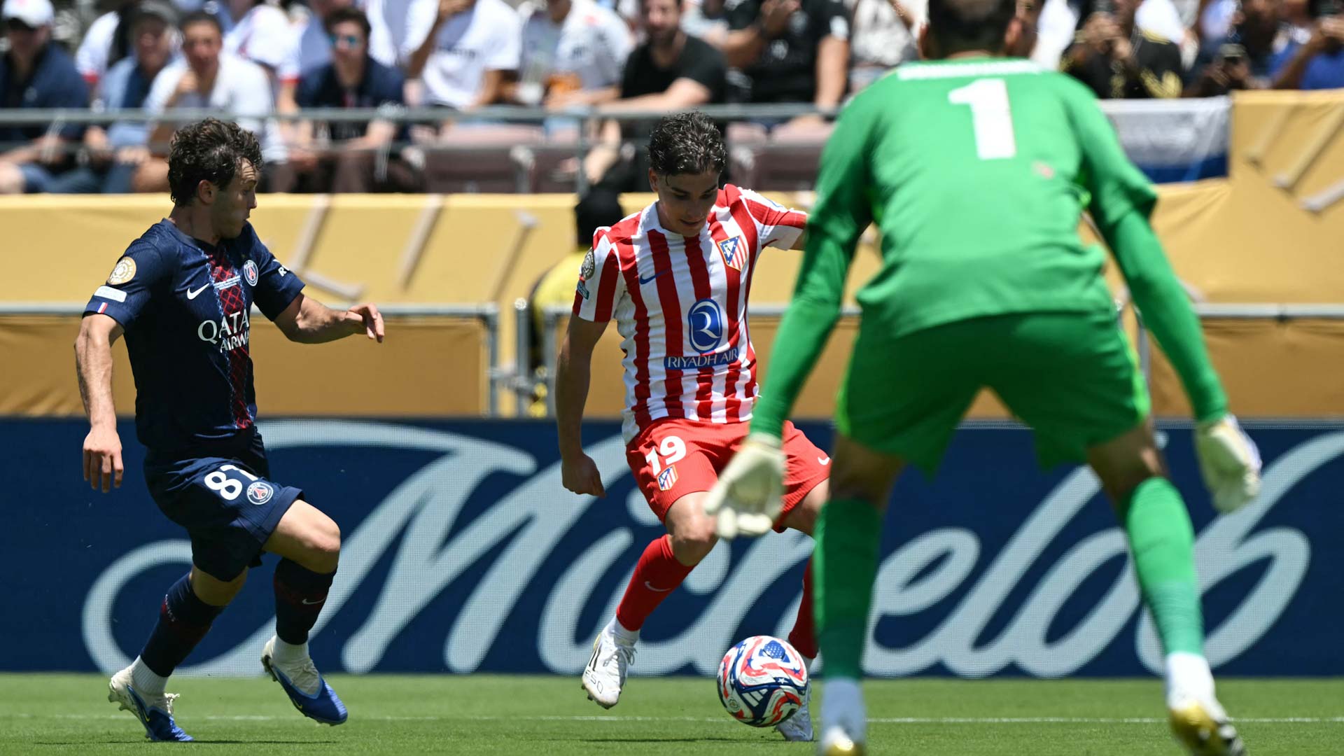 باريس سان جيرمان يقسو على أتلتيكو مدريد في مونديال الأندية  