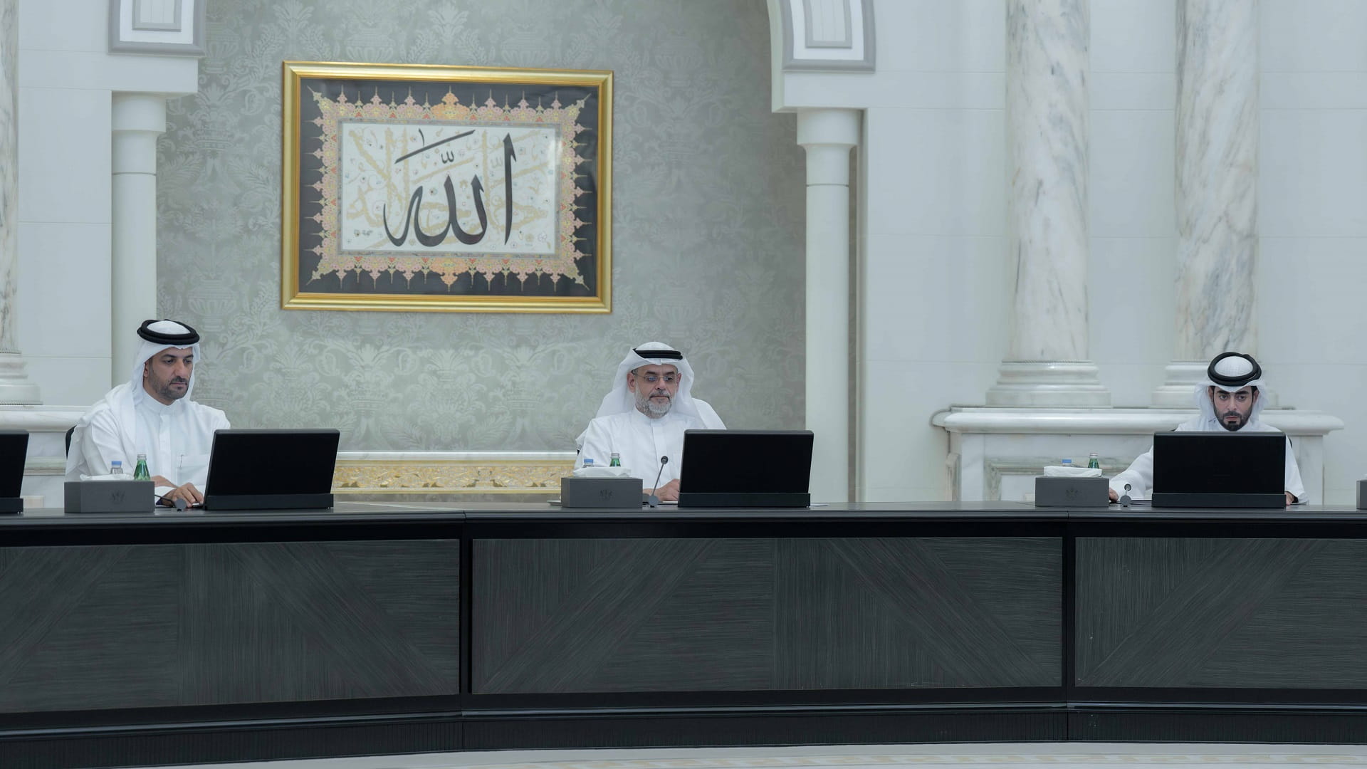 "تنفيذي الشارقة" يعتمد مشروع قانون بشأن الموارد البشرية للإمارة 