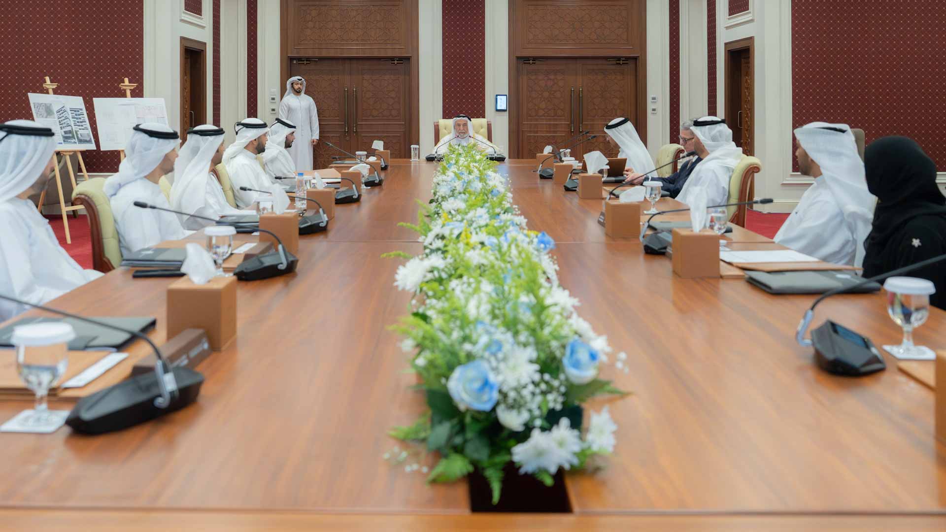 حاكم الشارقة يترأس اجتماع مجلس أمناء أكاديمية النقل البحري
