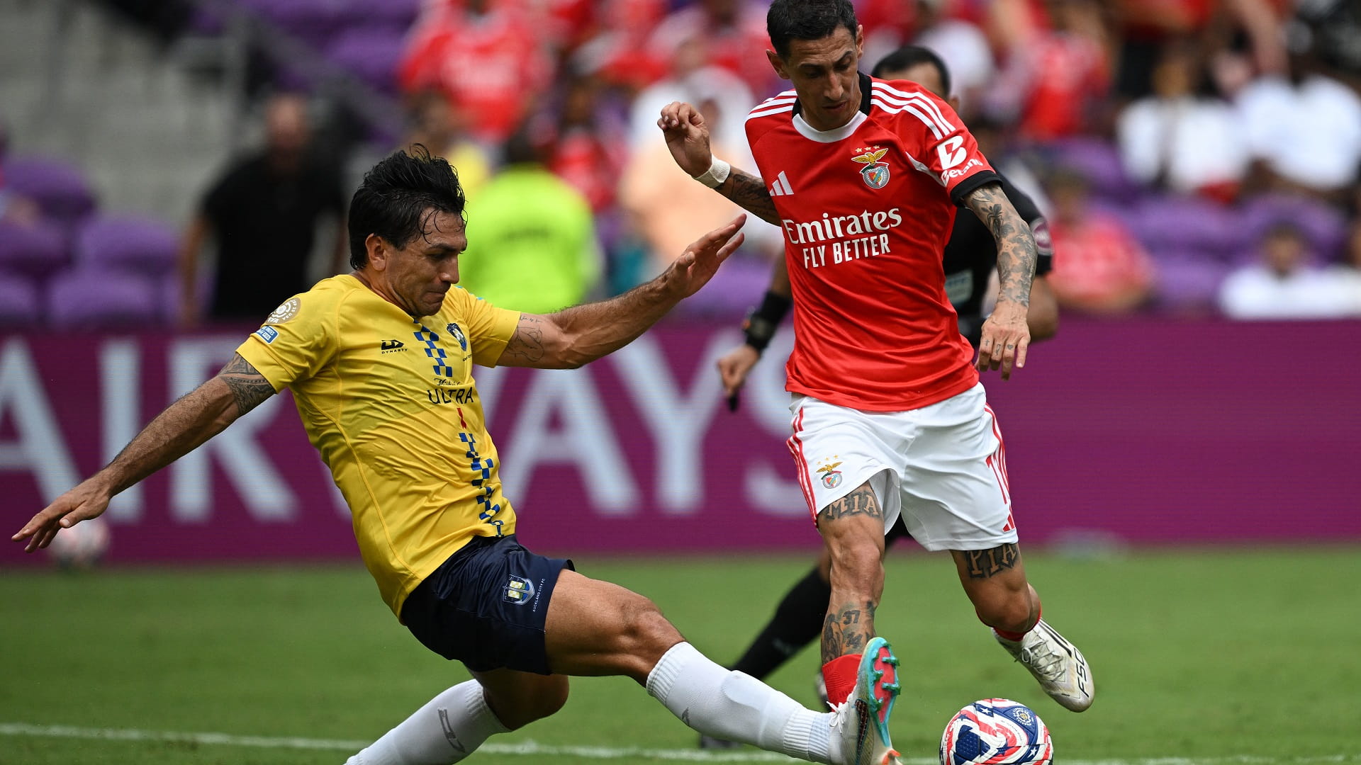 Benfica knock out Auckland in delayed Club World Cup romp