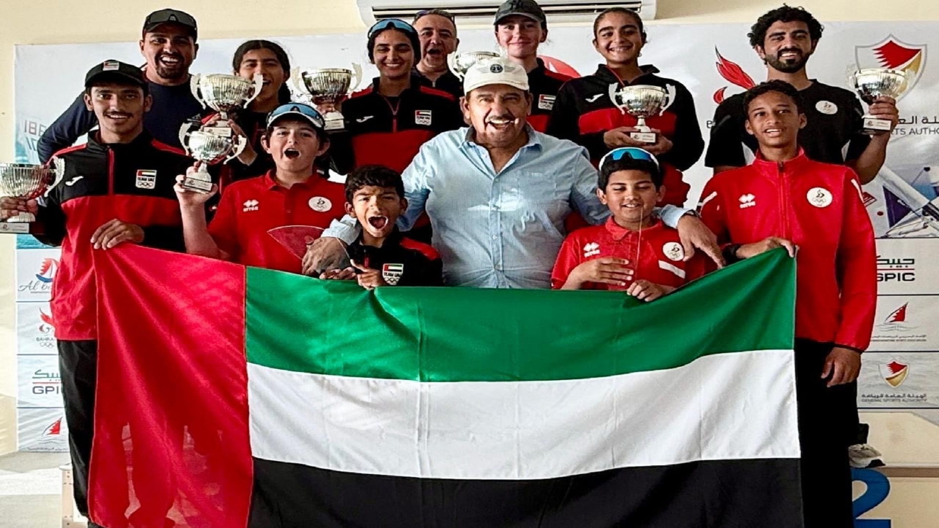 9 ميداليات ملونة لمنتخب الشراع في "البارح الدولية" بالبحرين 