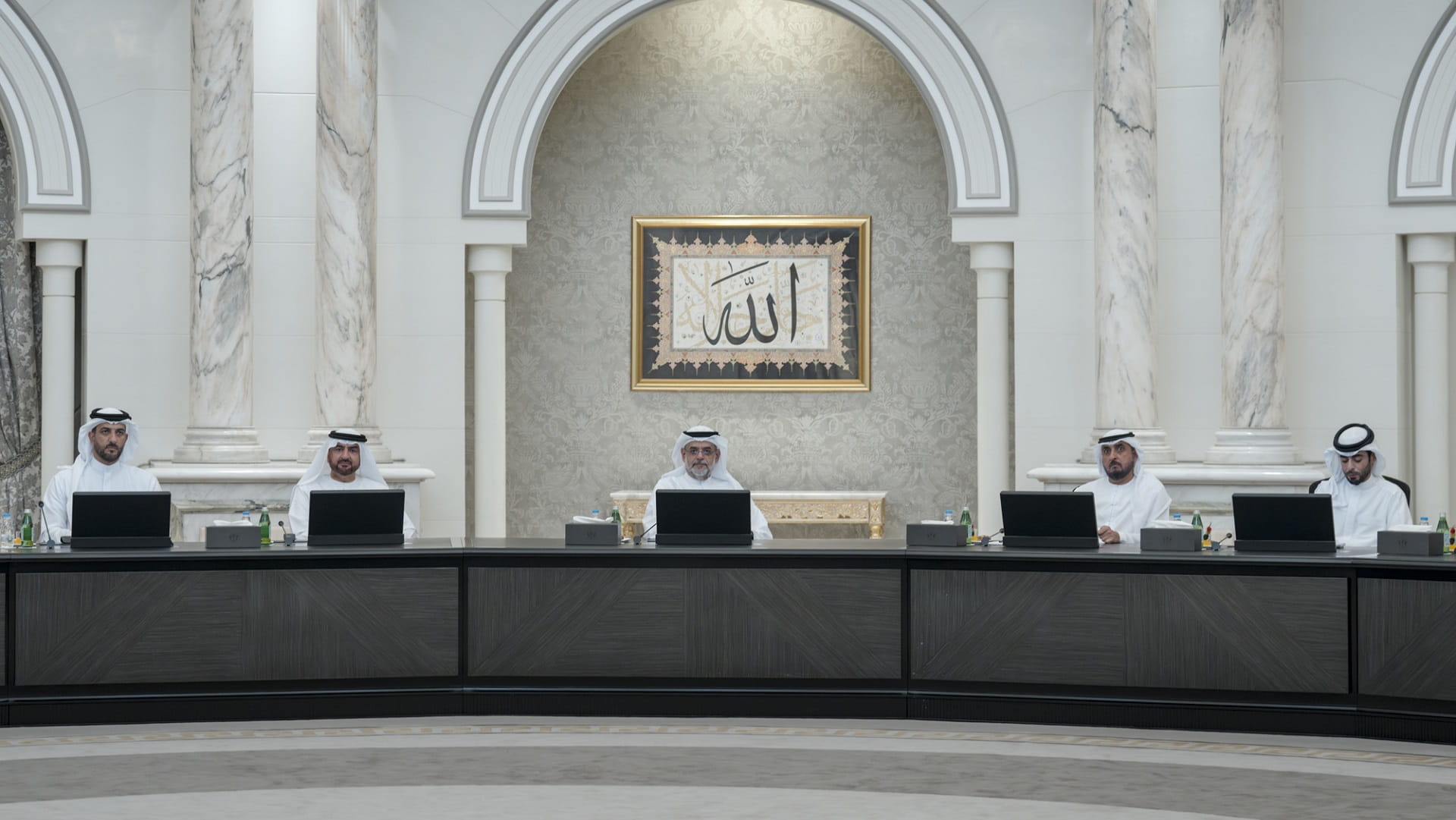 "التنفيذي" يستعرض نتائج أداء التنظيم الإيجاري على مستوى مدينة الشارقة