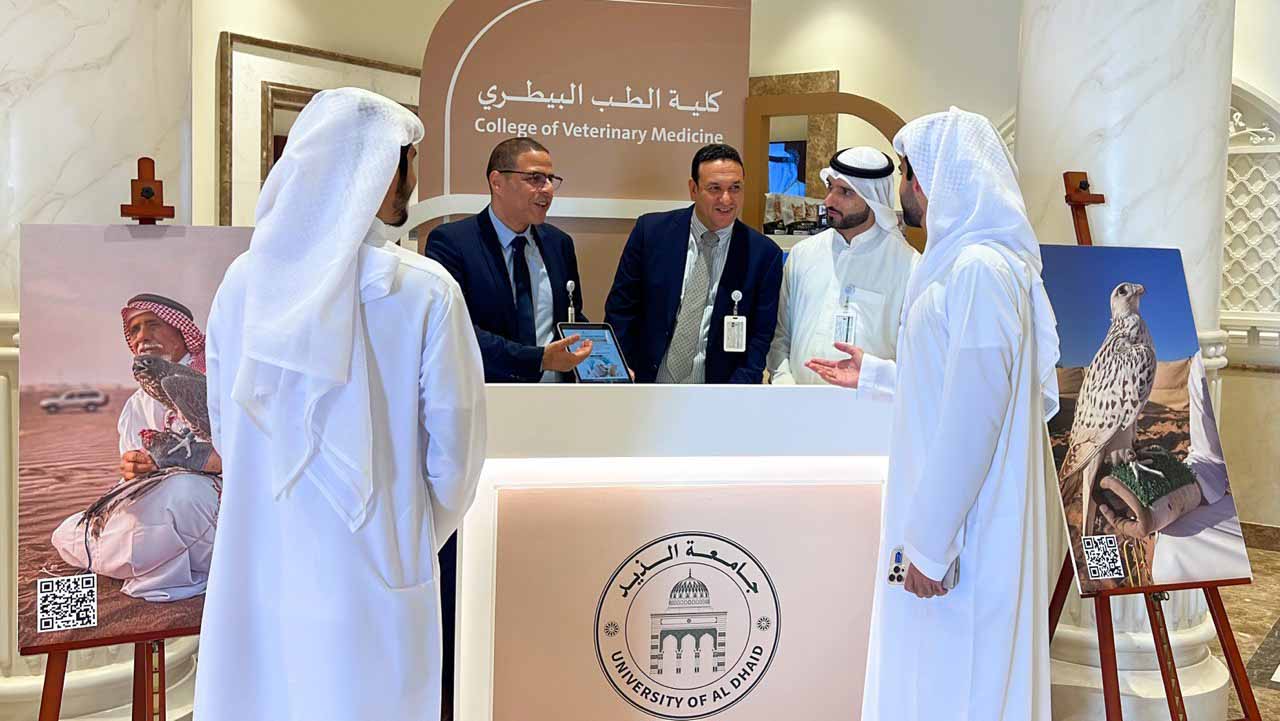 جامعة الذيد تنظم يومًا مفتوحًا لتعريف الطلبة بالبرامج الأكاديمية 