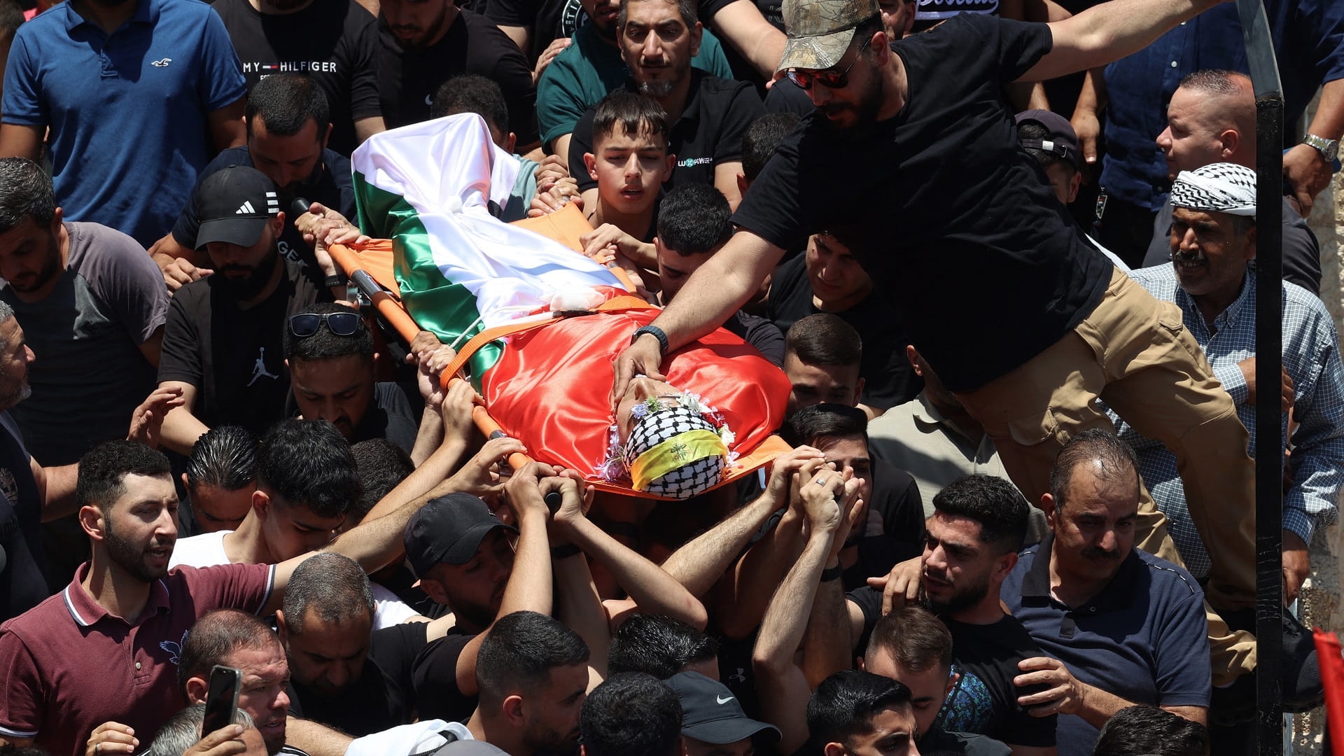 وفاة 4 فلسطينيين وإصابة 7 بنيران إسرائيلية في الضفة الغربية