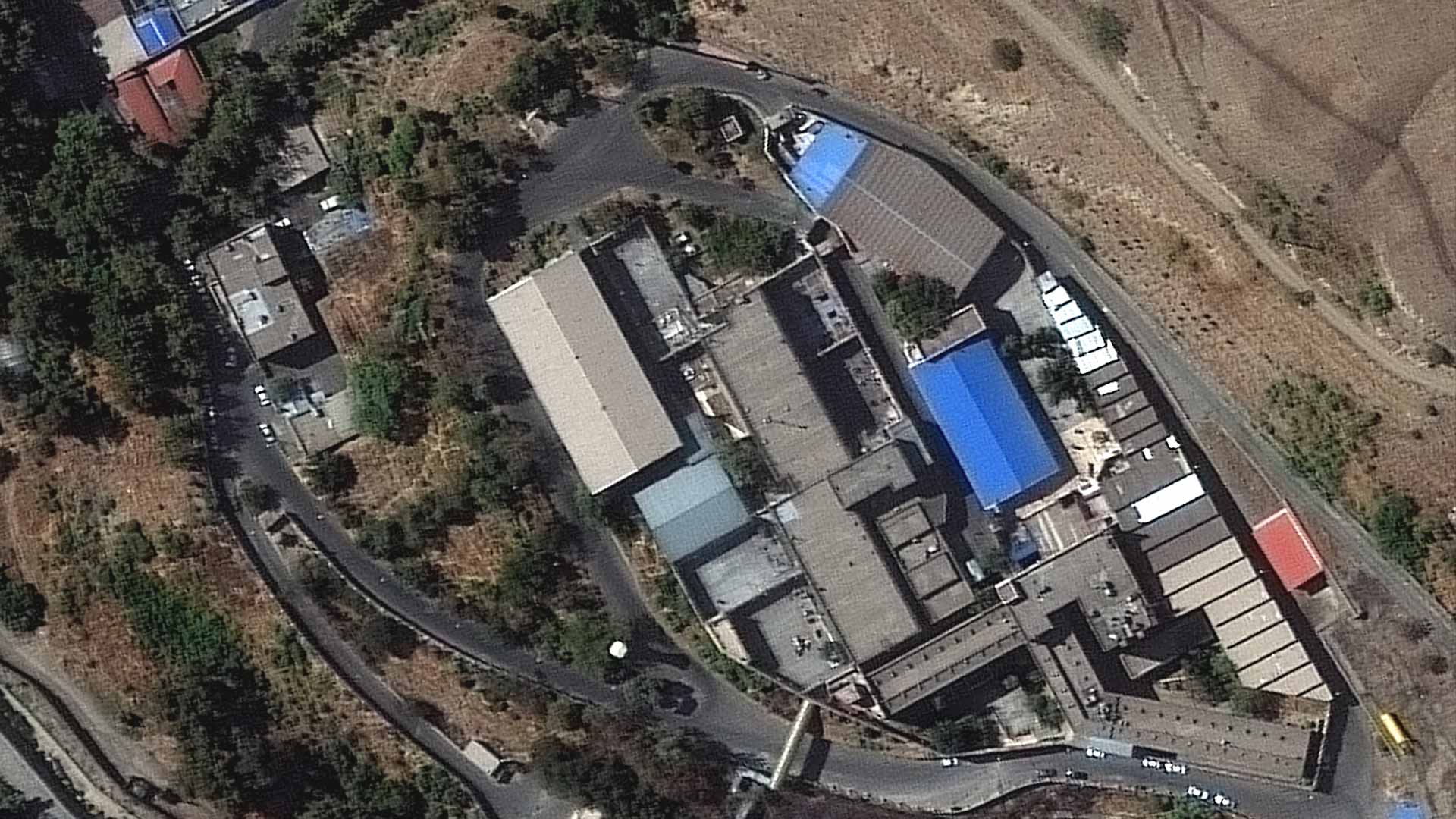 71قتيلاً حصيلة الهجوم الإسرائيلي على أشهر سجون إيران