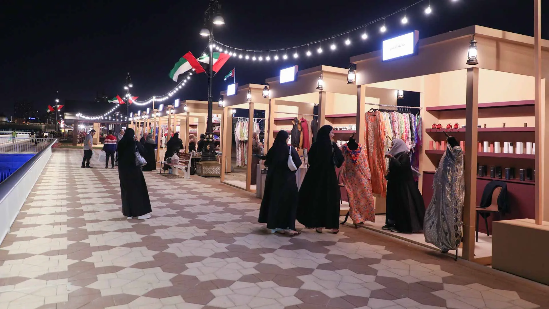 Sharjah Ramadan Festival continues its shopping activities 