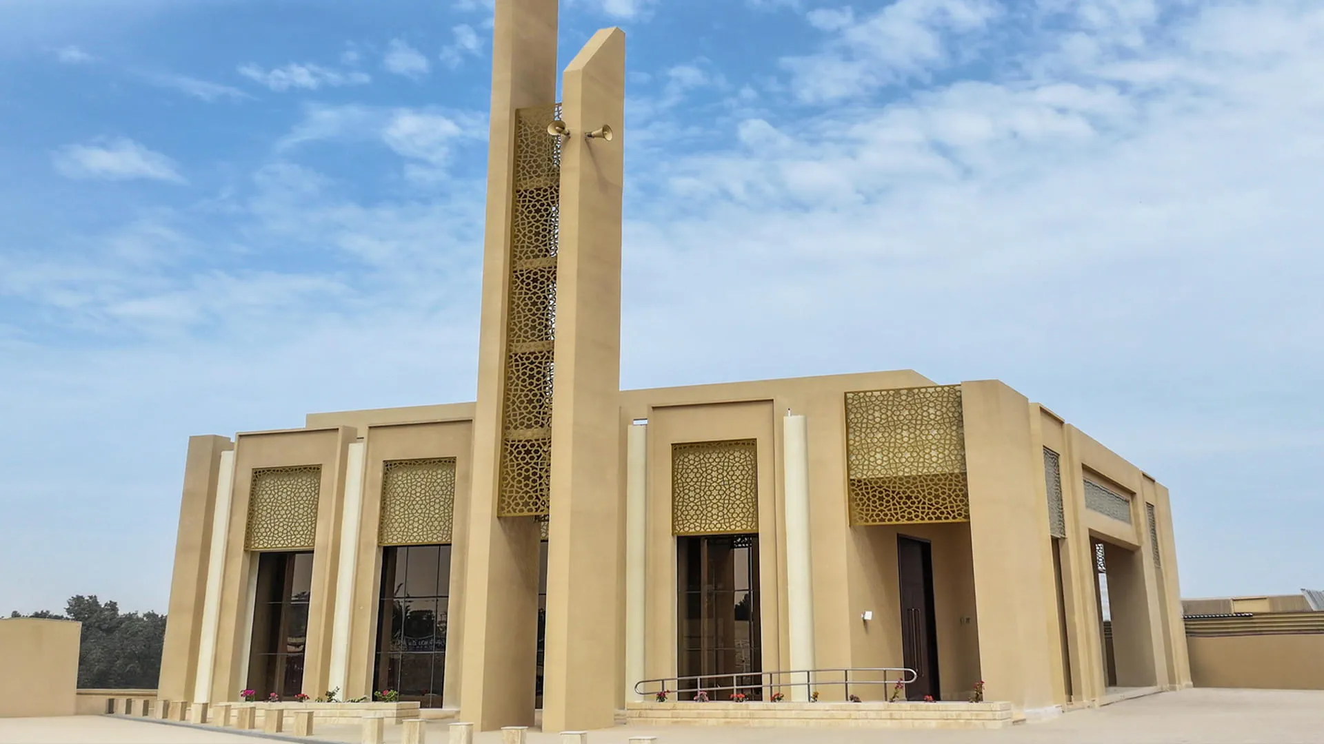 SDIA opens "Al Sahabi Umair bin Abi Waqqas" Mosque in Al Sajaa 