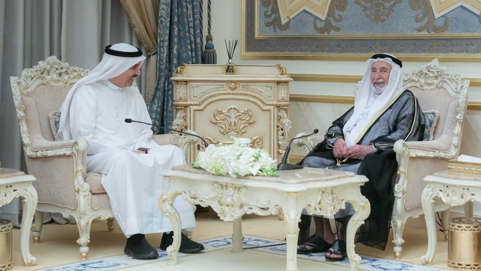 Sharjah Ruler exchanges Ramadan greetings with FNC members. 