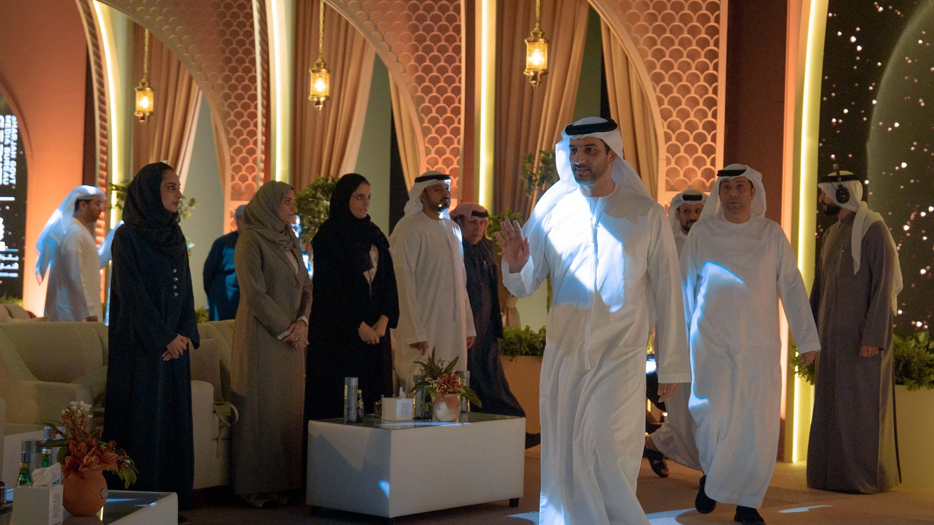 سلطان بن أحمد القاسمي يشهد ملتقى حديث الاتصال الحكومي السنوي