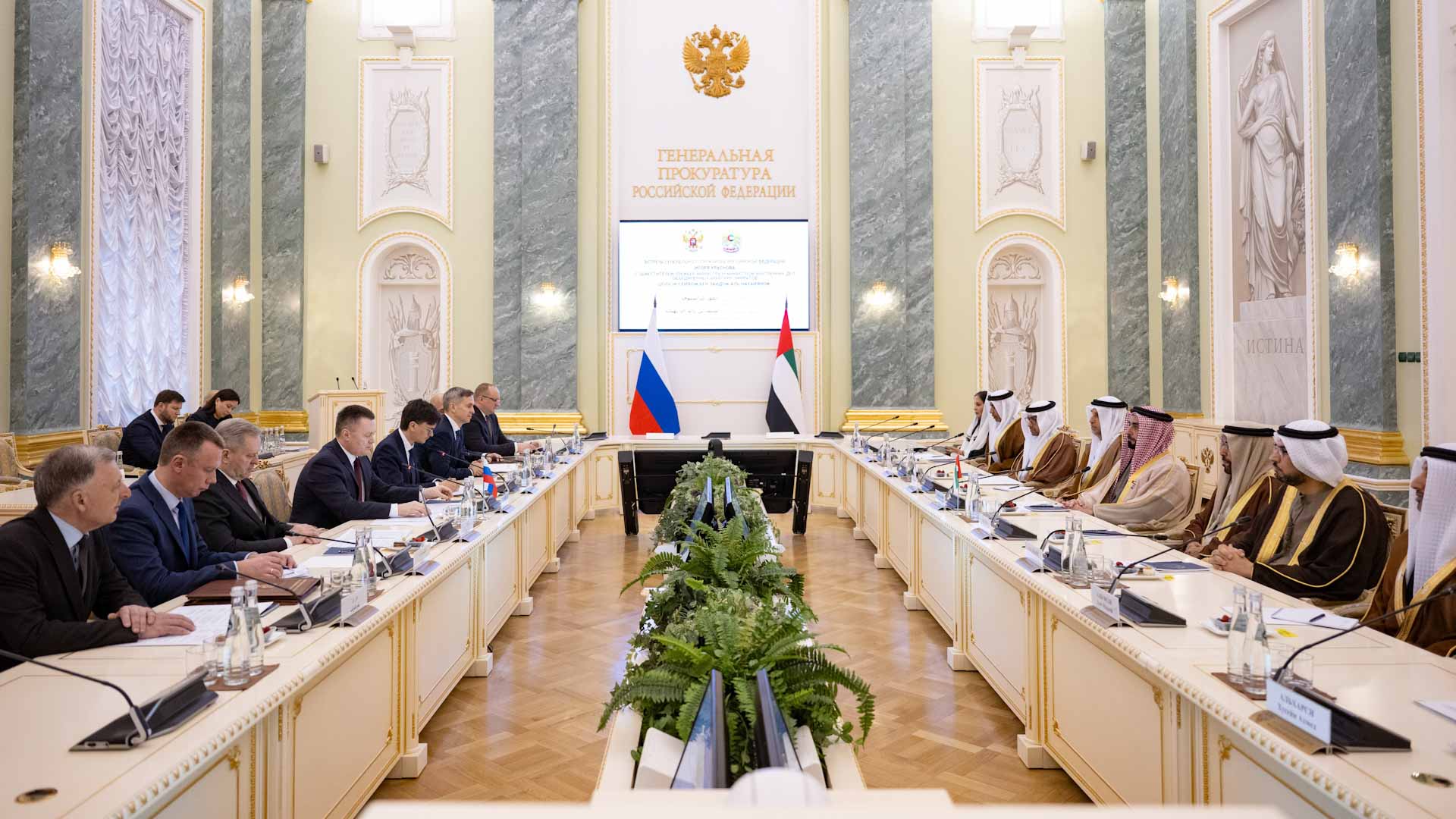 Saif bin Zayed meets Russian Prosecutor General in Moscow
